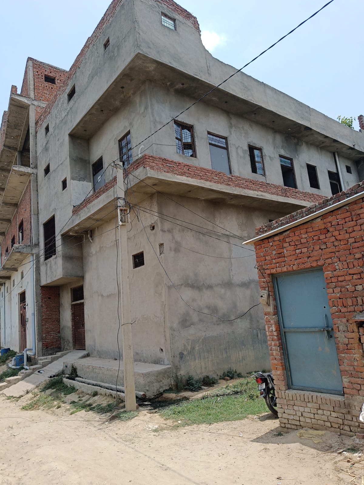 167.22 square meter Individual House for sale in Aligarh — photo 8