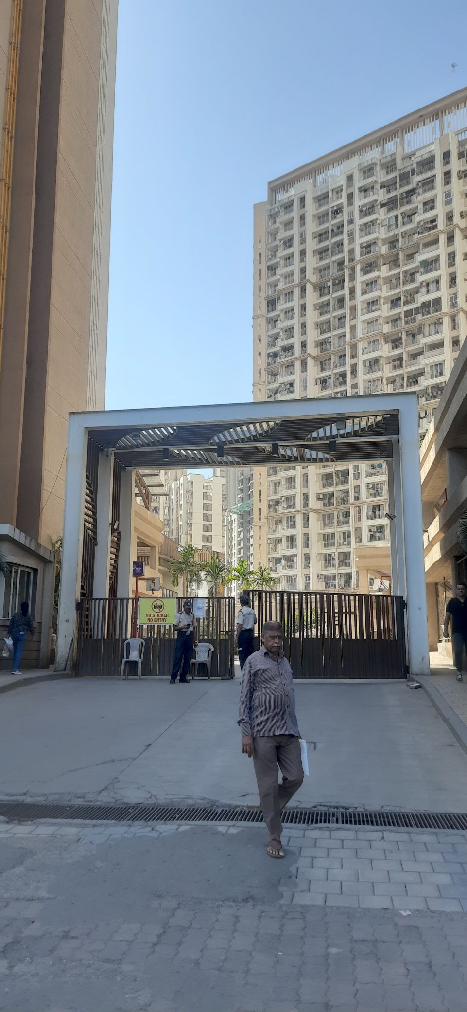 2 BHK Flat for sale in JP NORTH ESTELLA, MIRA ROAD EAST Mira Bhayandar — photo 2