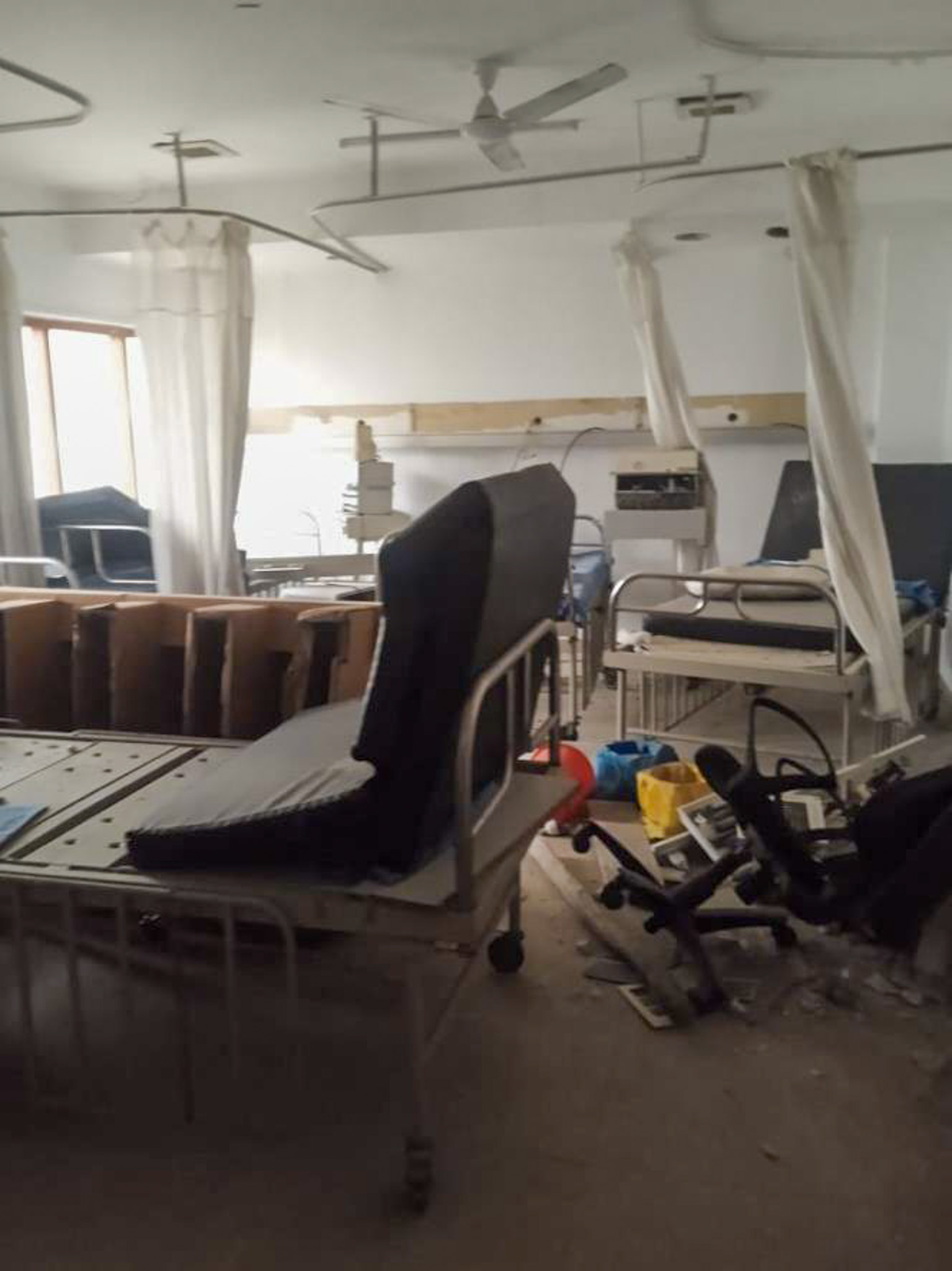 Office for sale in Malhotra Hospital, Bhatoli Kalan, Baddi Baddi — photo 3