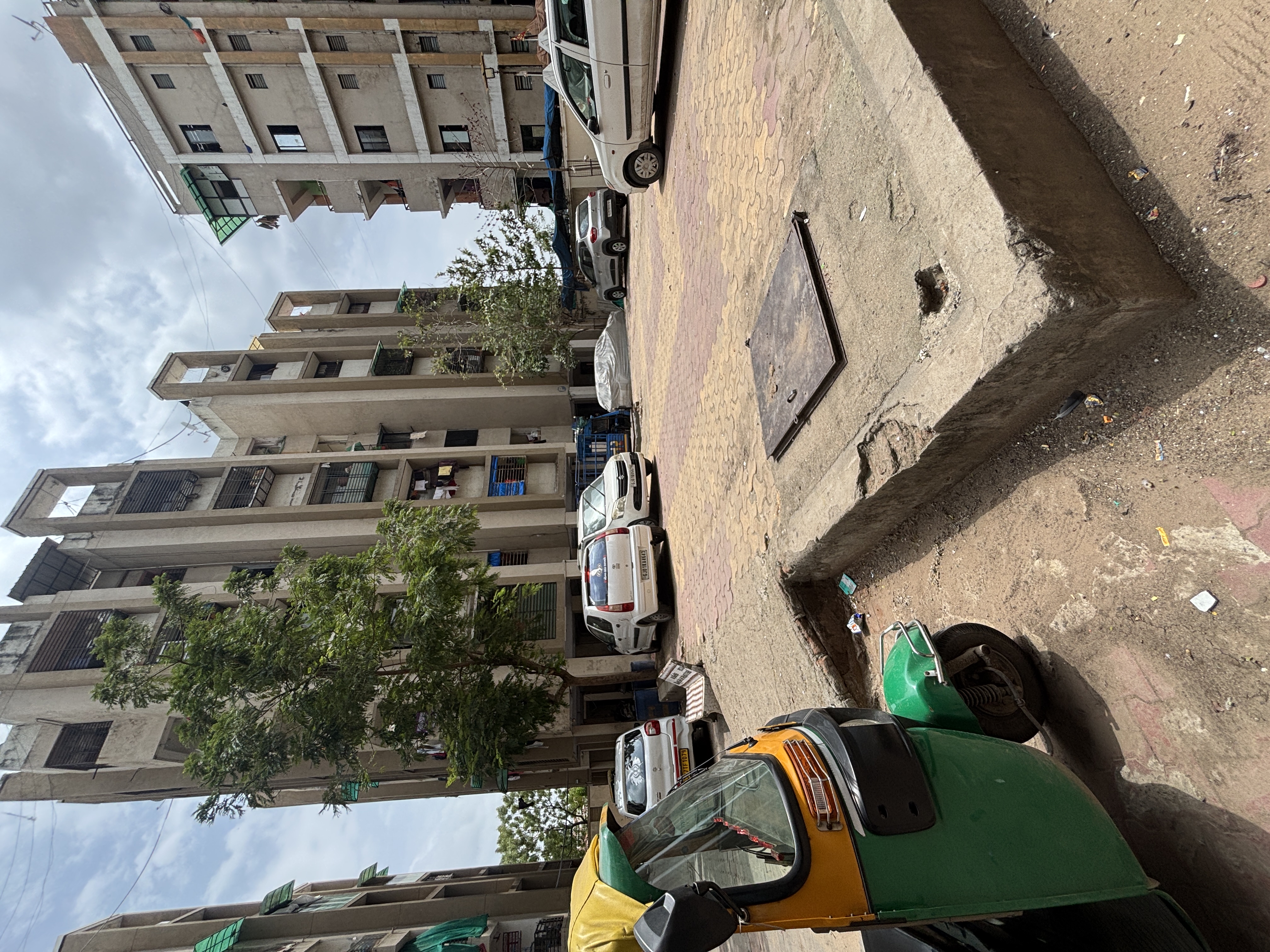 1 BHK Flat for sale in NAIYA APARTMENT, RAMOL, AHMEDABAD Ahmedabad — photo 5