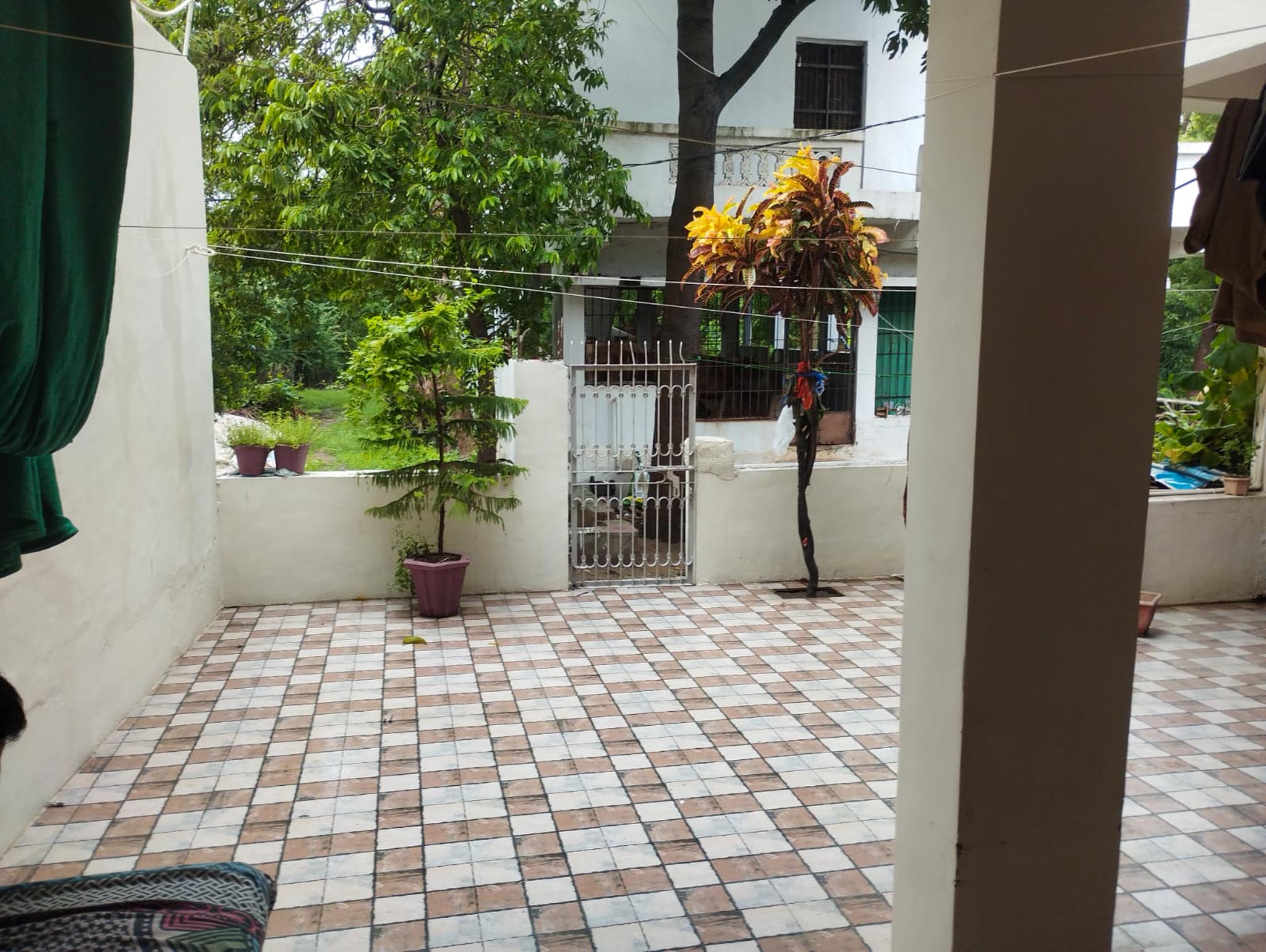259.82 square meter Individual House for sale in LUNAWADA Dahod — photo 2