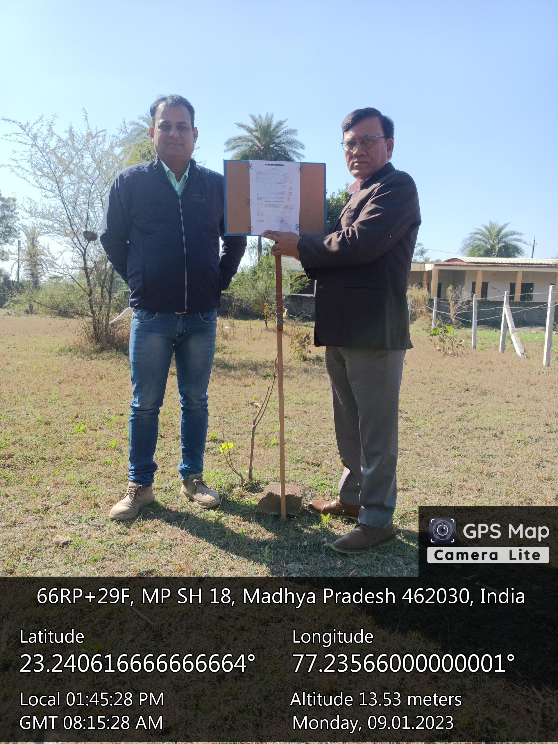 Shed with Plant and Machinery for sale in Mandideep — photo 1