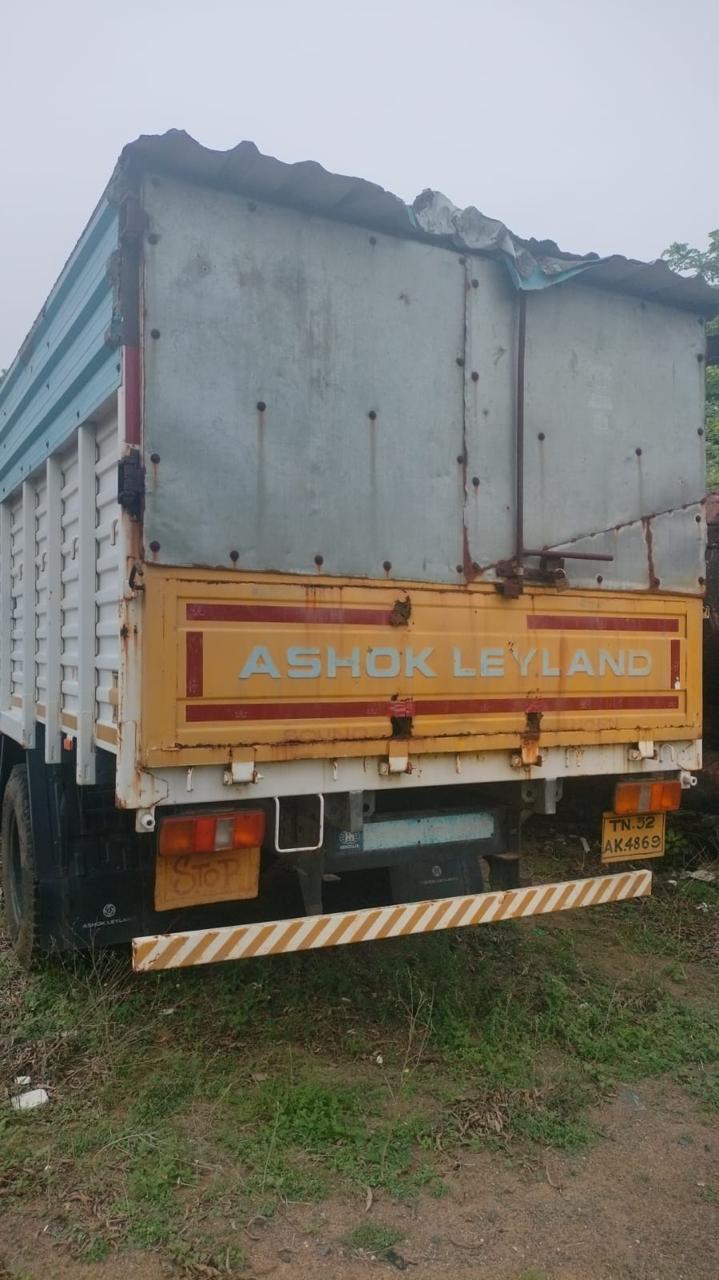 2017 Ashok Leyland Ecomet 1215 CBC Truck 9 years for sale in JR FOODS Industrial Estate Thirubuvanai — photo 3