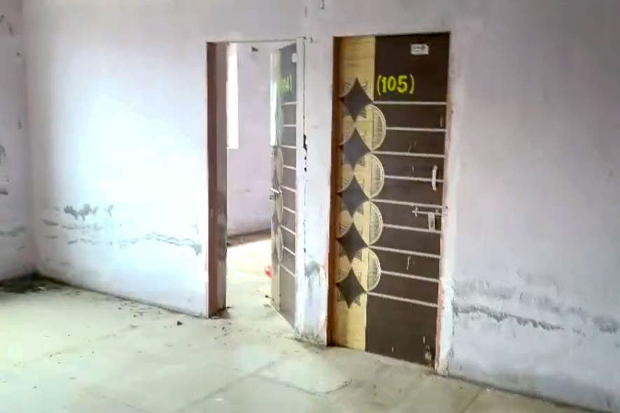 Shops for sale in Petlad Petlad — photo 16