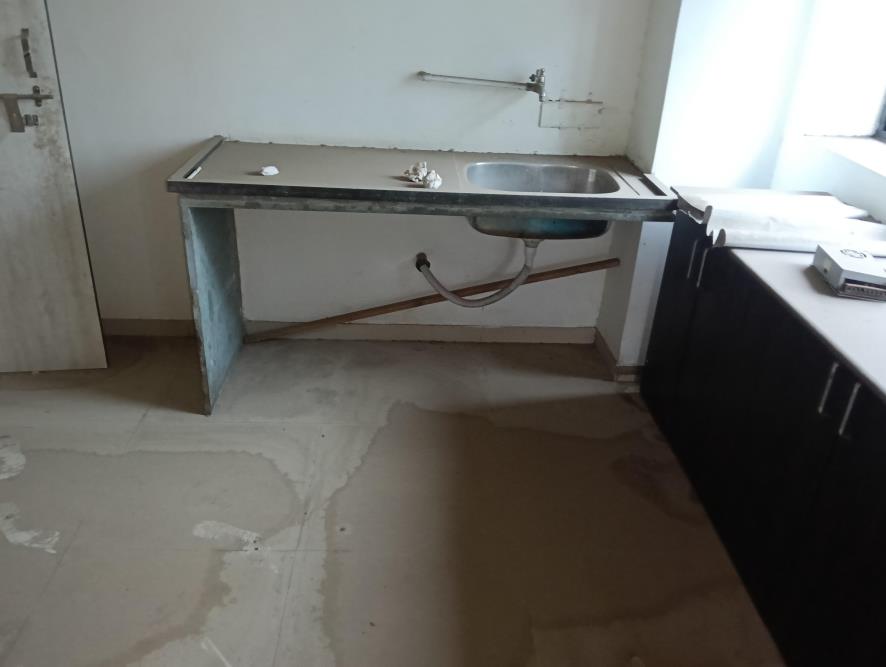 1200 square feet Office for sale in VADODARA Vadodara — photo 1