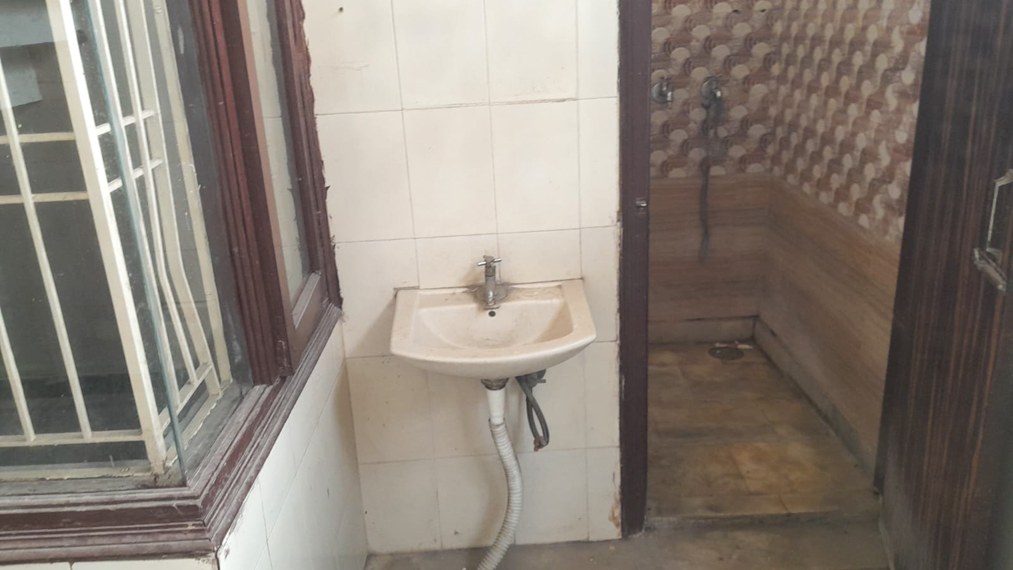 75.99 square yard Individual House for sale in At Haibowal Kalan Ludhiana in the Name of Anil Kumar So Shadi Lal, Haibowal Kalan Ludhiana — photo 4