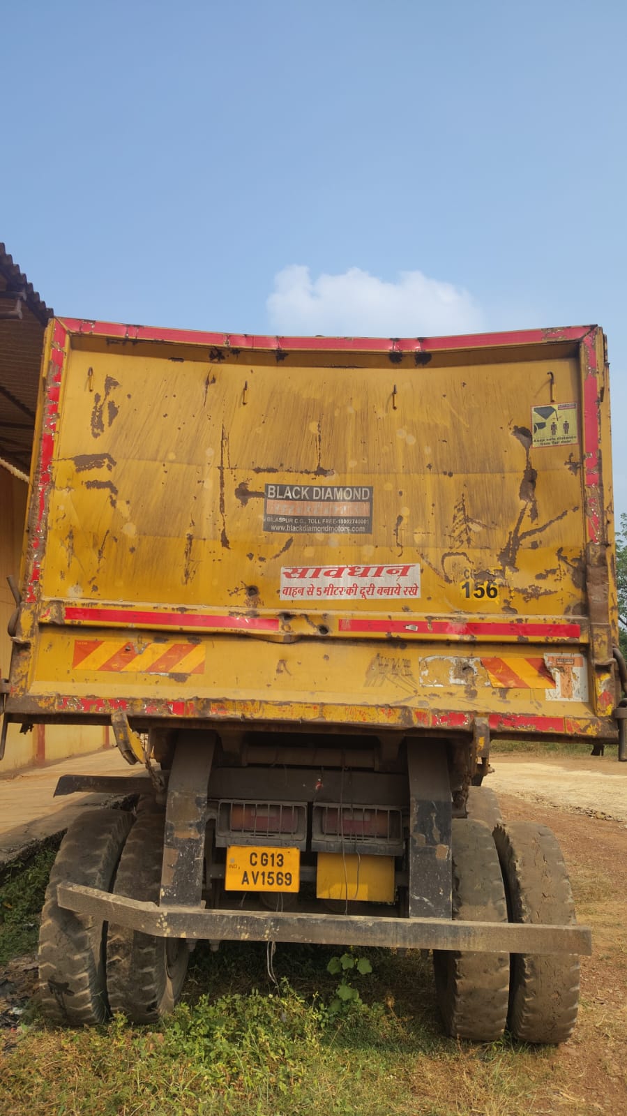 TRUCK for sale in KUDEKELA Jindal Industrial Park — photo 4