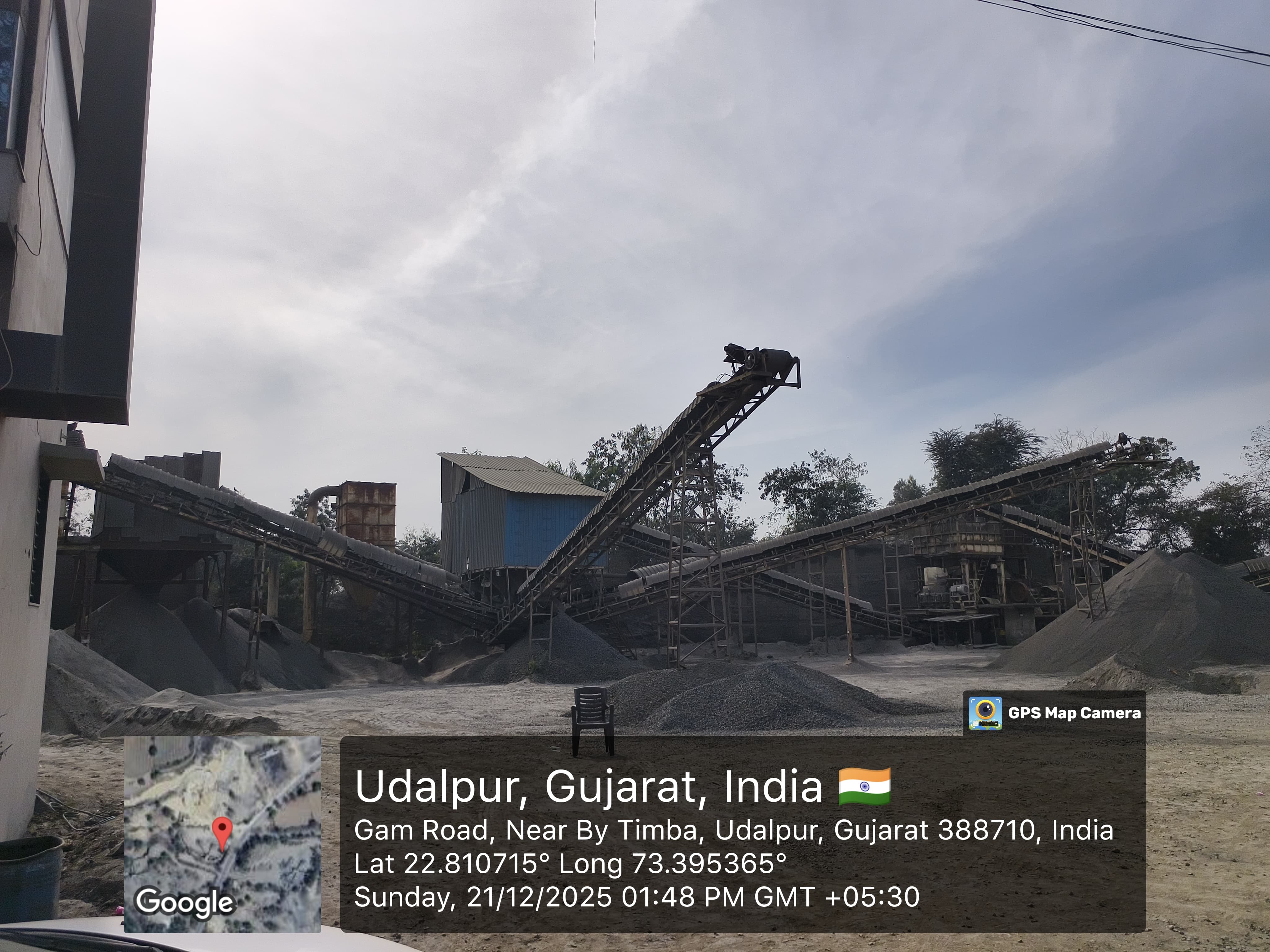 machineries and equipments for sale in Hira Quarry Works situated at RS No 924ByP4 At Timba Taluka Godhra District Panchmahals 388710 Godhra — photo 1