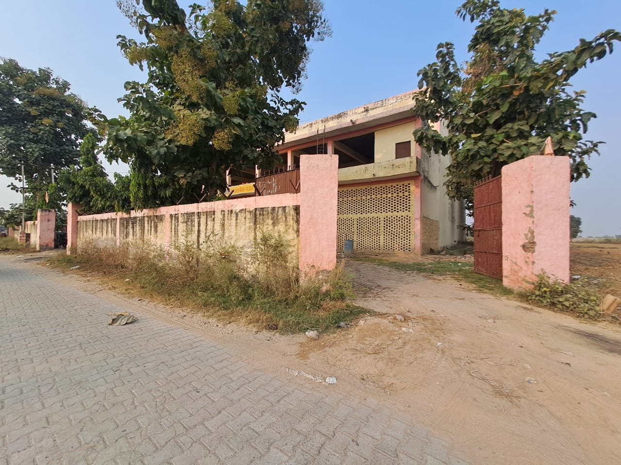 Shed with Plant and Machinery for sale in Garhi Tamana