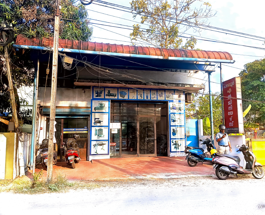 1000 square feet Shops for sale in PARAVUR Kedamangalam — photo 1