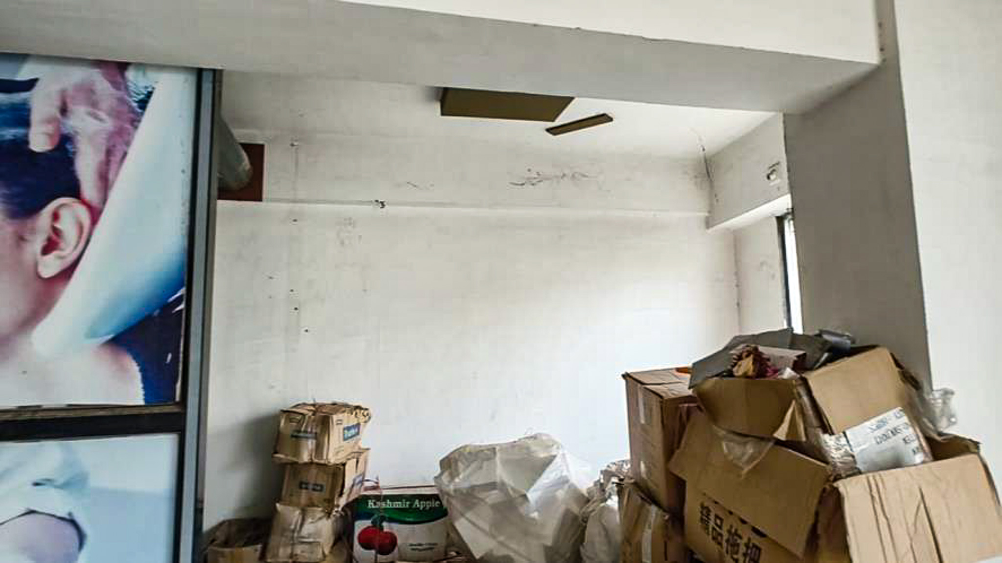 268.4 square feet Office for sale in NA Surat — photo 7