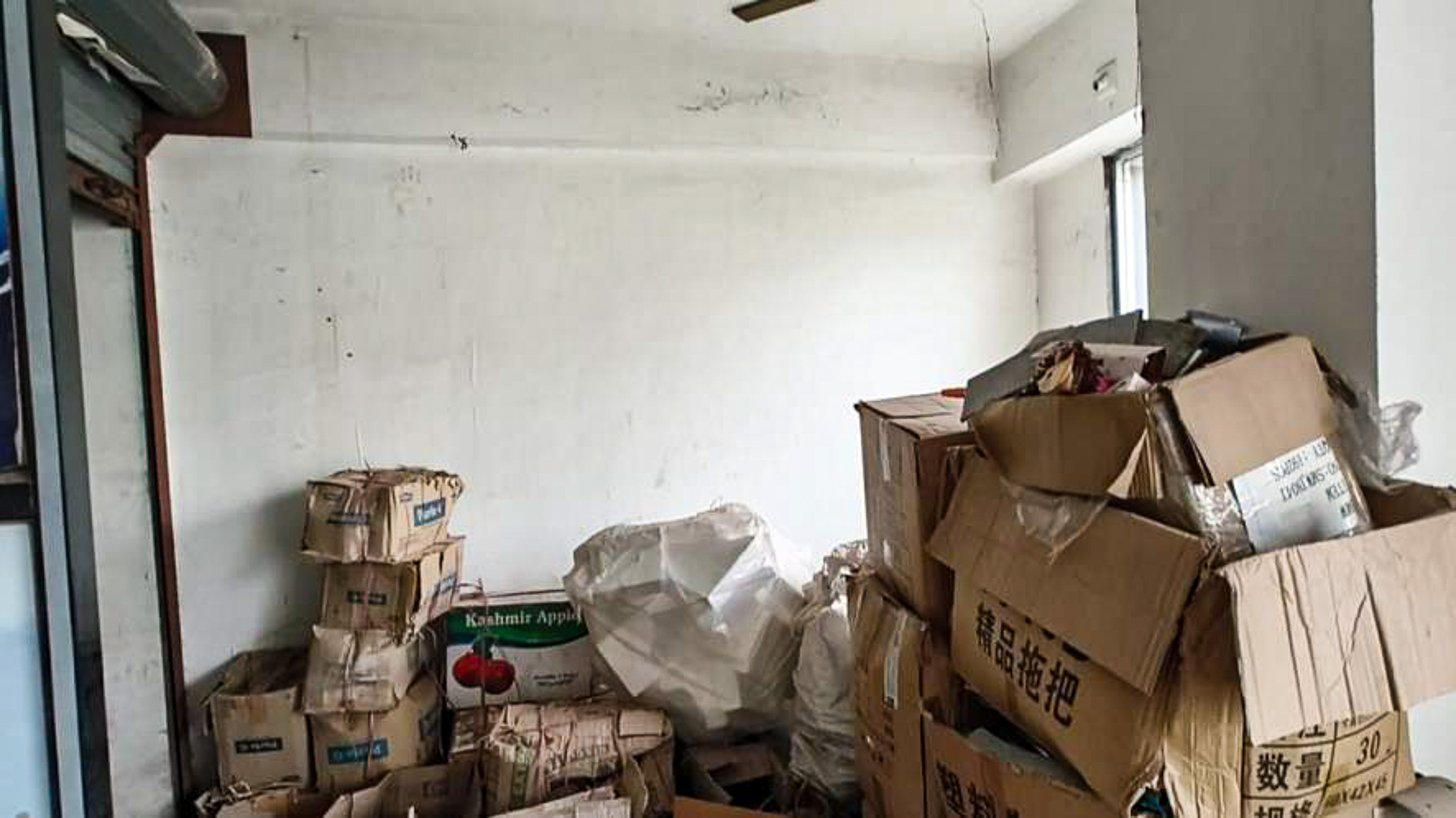 268.4 square feet Office for sale in NA Surat — photo 10
