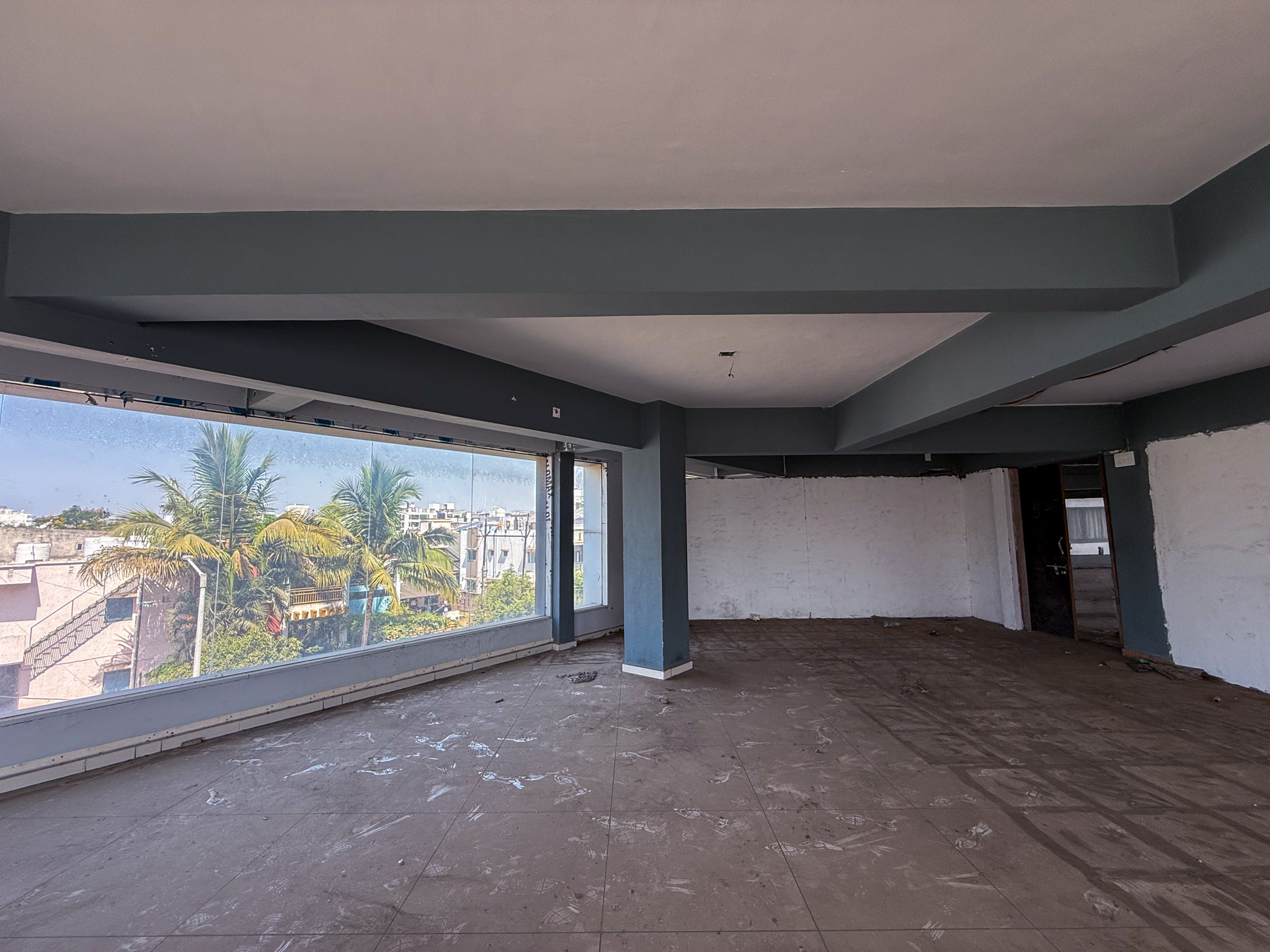 116.13 square meter Shops for sale in Platinum Plaza 2nd floor Shop no.S-5 Opp Lions International Academy Kosmadi Ankleshwar — photo 4