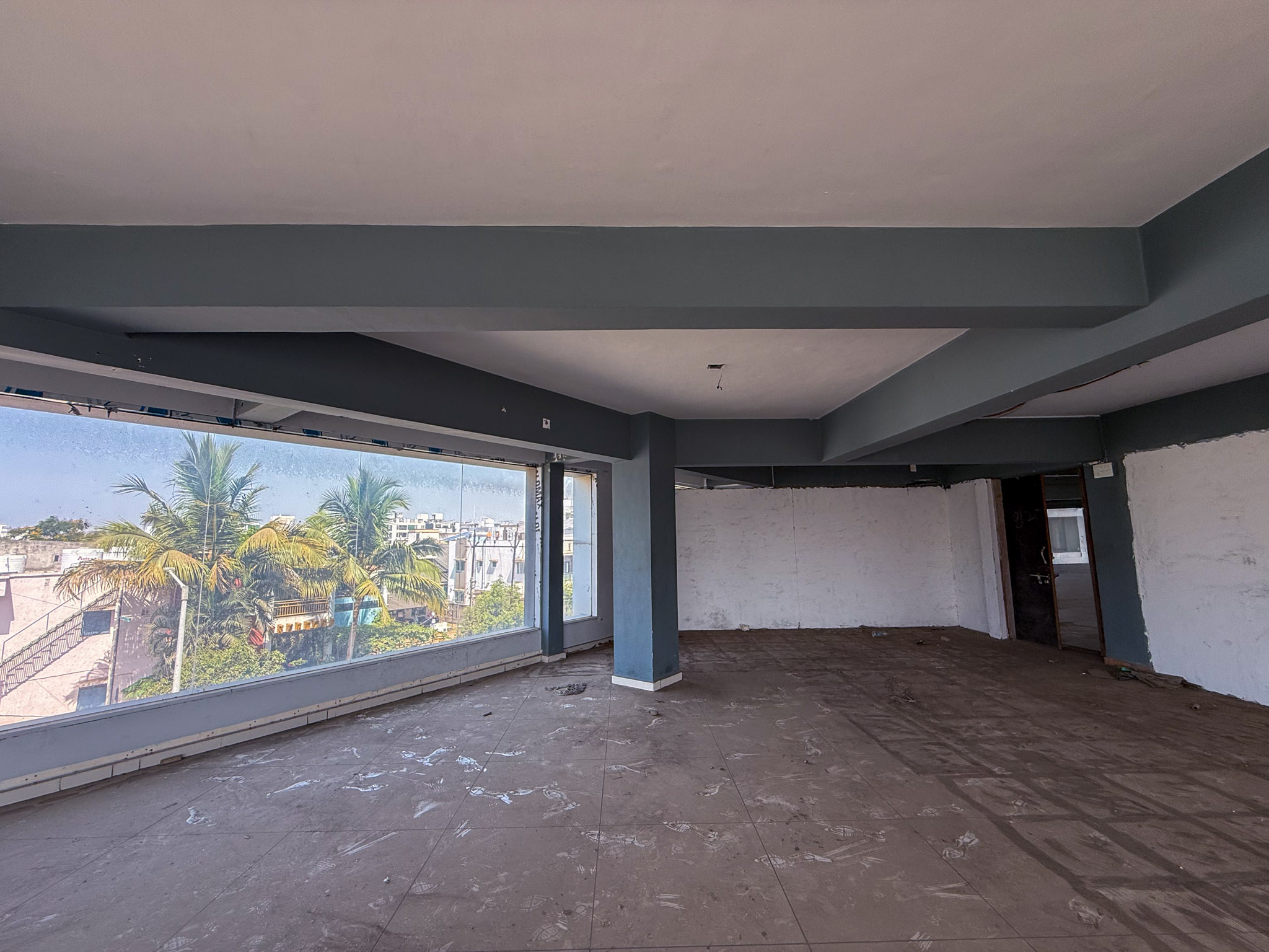 116.13 square meter Shops for sale in Platinum Plaza 2nd floor Shop no.S-5 Opp Lions International Academy Kosmadi Ankleshwar — photo 5