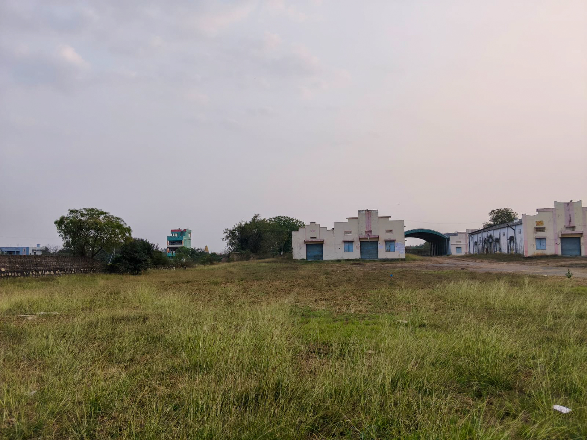16891.6 square yard Godowns for sale in Nallapadu, Guntur Guntur — photo 1