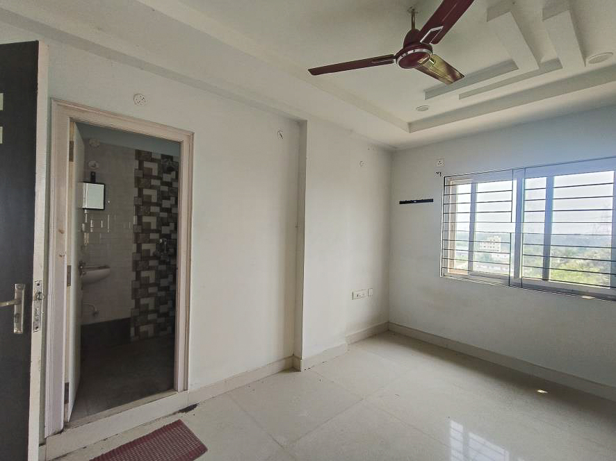 Flat for sale in DUPPITURU VILLAGE, ACHUTHAPURAM MANDAL, ANAKAPALLI DISTRICT APSEZ Multi Product Special Economic Zone — photo 2