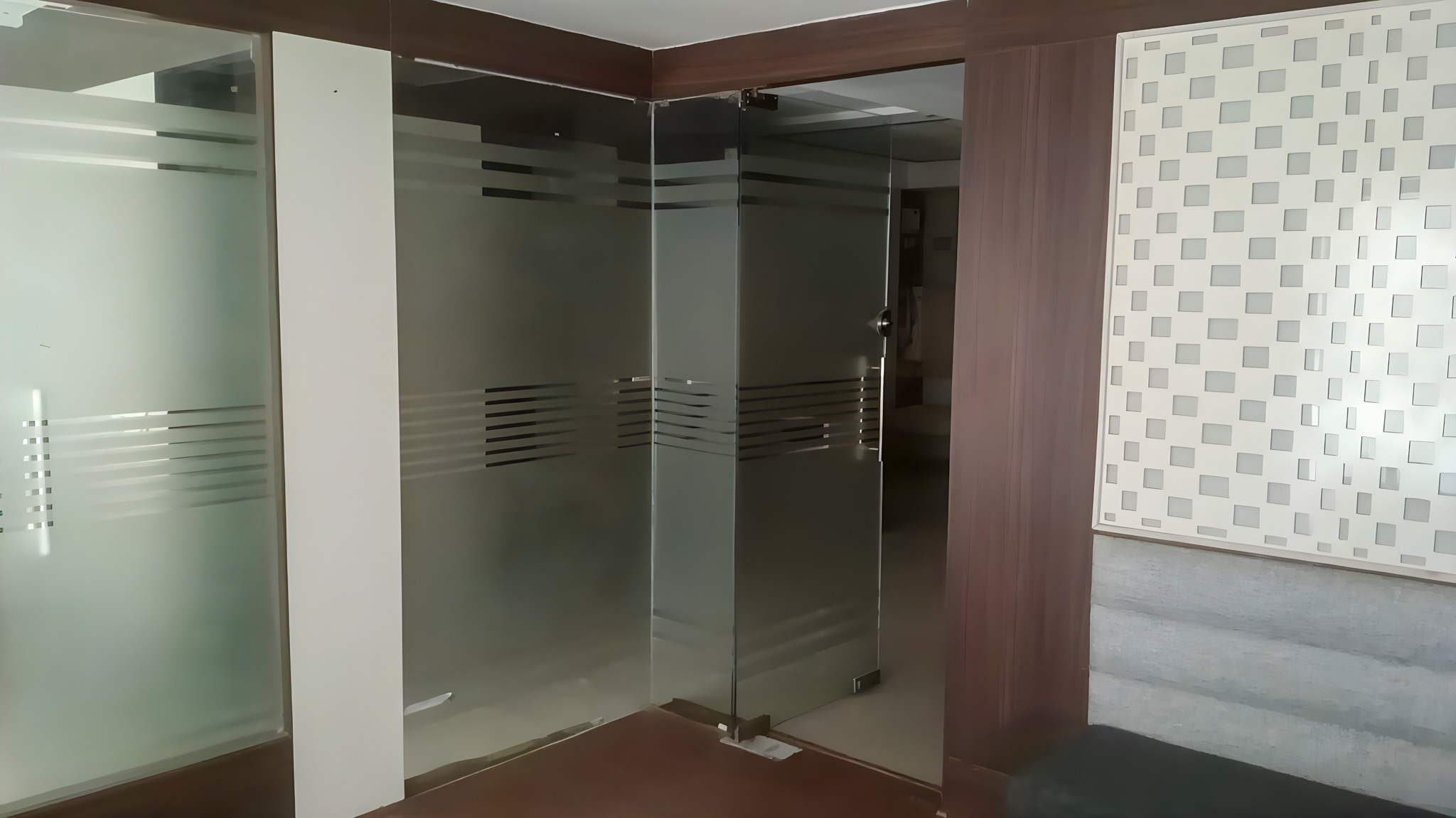 108.73 square meter Office for sale in makarba Ahmedabad Ahmedabad — photo 6