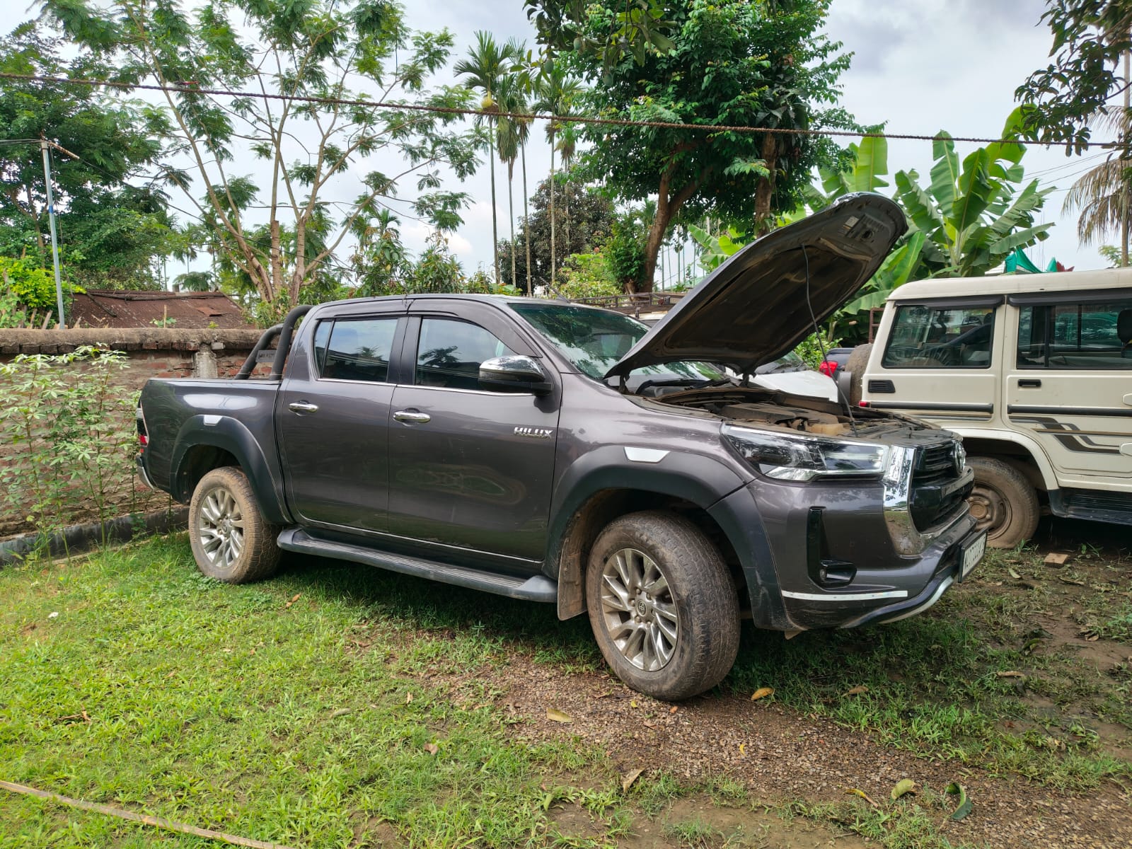 TOYOTA HILUX HIGH MT for sale in Dimapur — photo 1