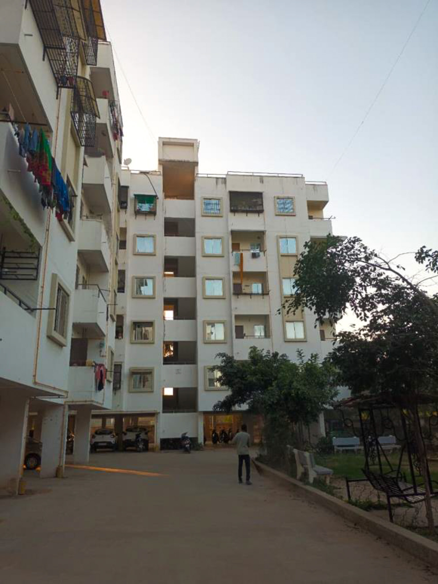 668 square feet Flat for sale in VADODARA Vadodara — photo 1