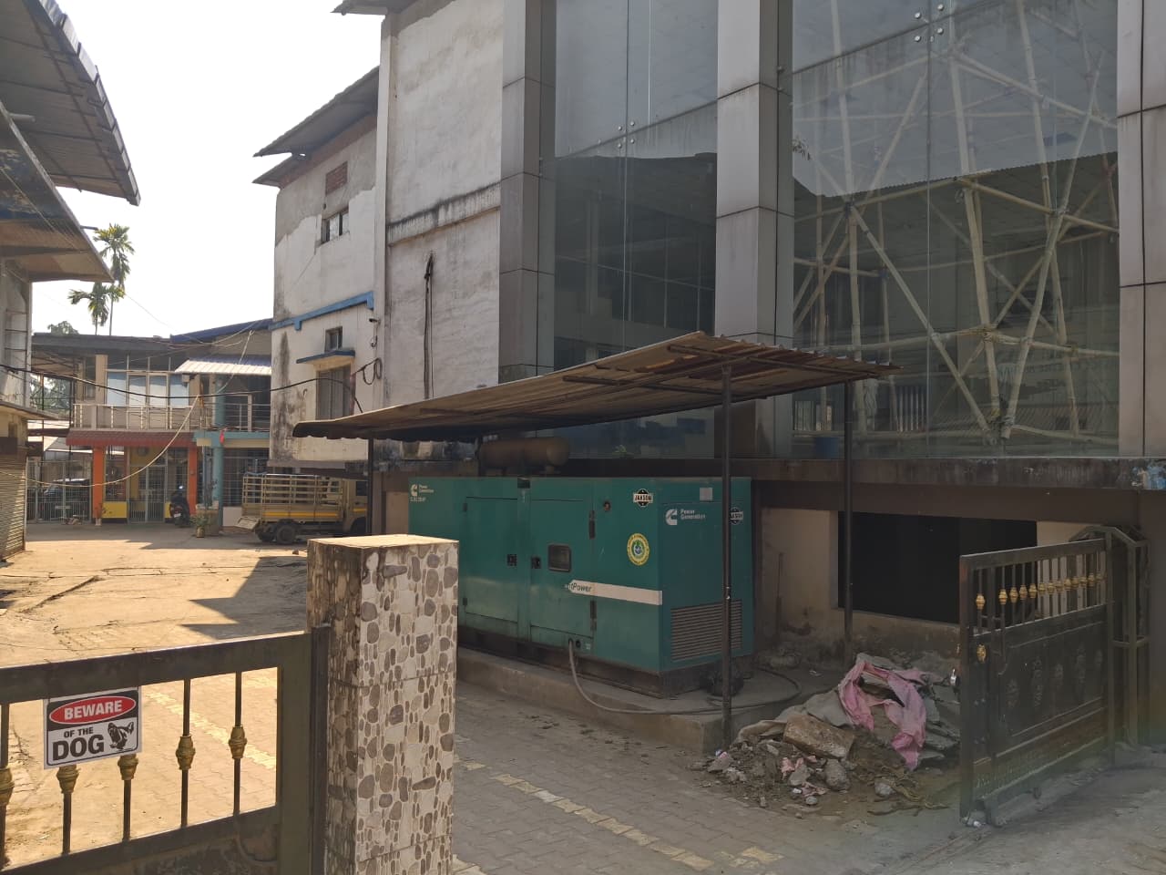 Shops for sale in Duliajan — photo 1