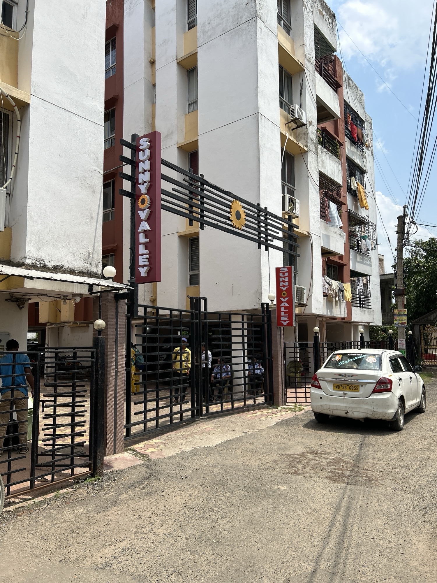 3 BHK Flat for sale in SUNNY VALLEY, Uttarpurba Fartabad, Rajpur Sonarpur Municipality Ward 28, PS-Sonarpur Dist 24 Pargana South Kolkata Kolkata — photo 2