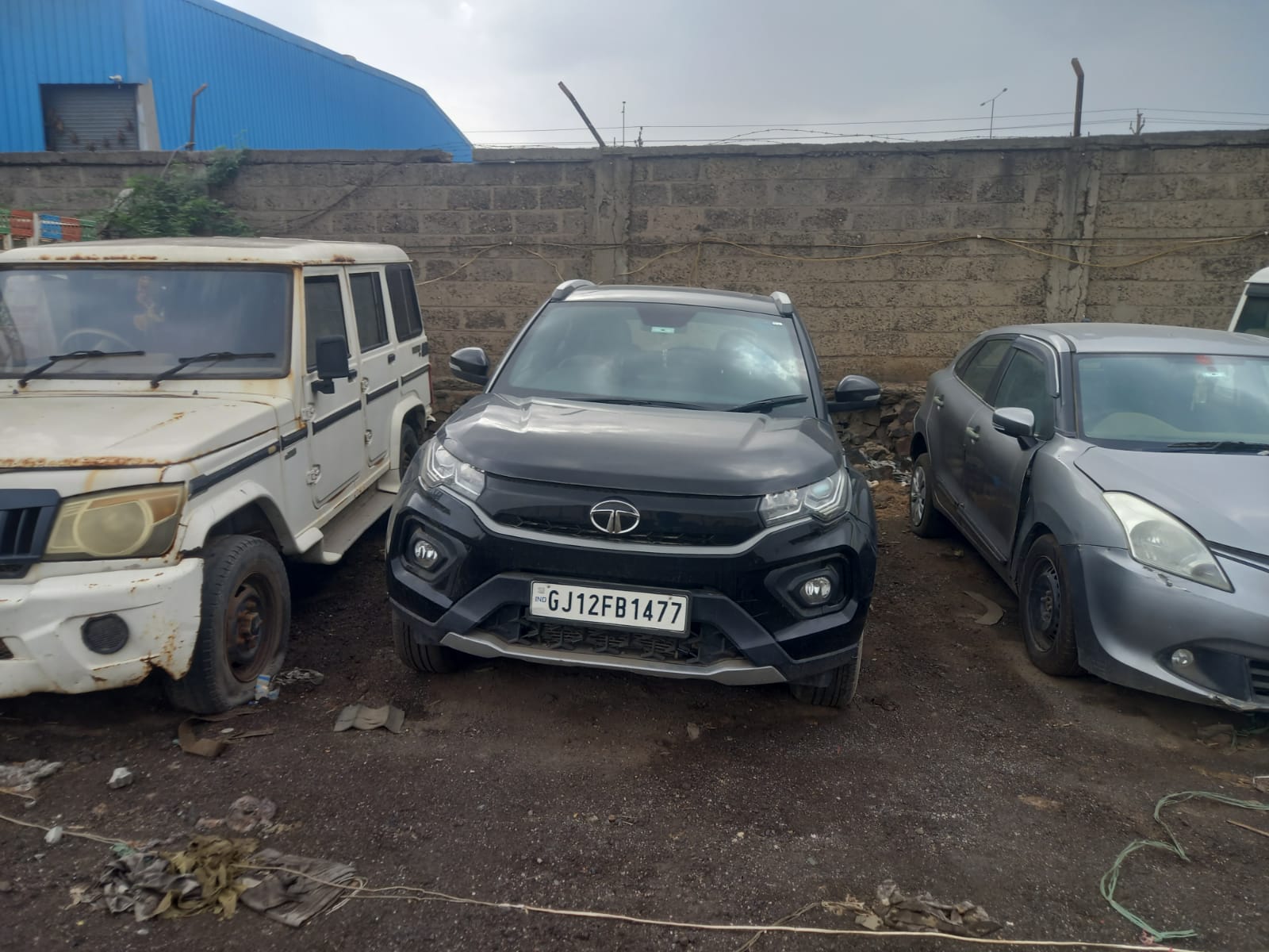 2022 Tata Nexon XZ+ Petrol MT SUV 4 years for sale in Ashapura Parking Yard Gandhidham — photo 3