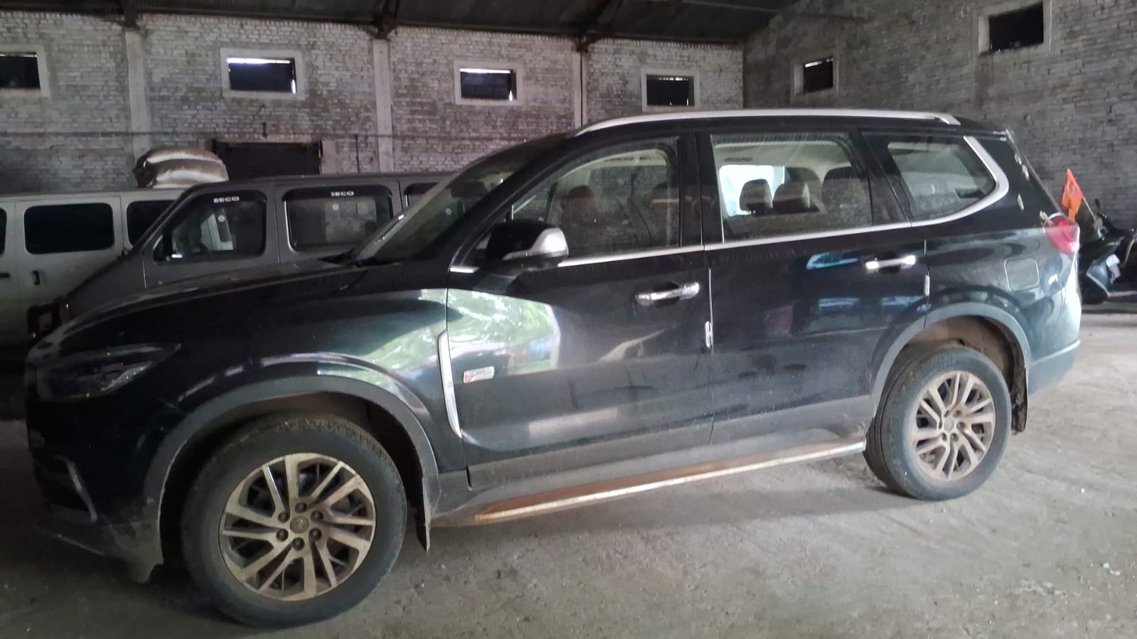 2023 MG Gloster Savvy 6-Seater 4x4 SUV 3 years for sale in JALGAON Jalgaon — photo 1