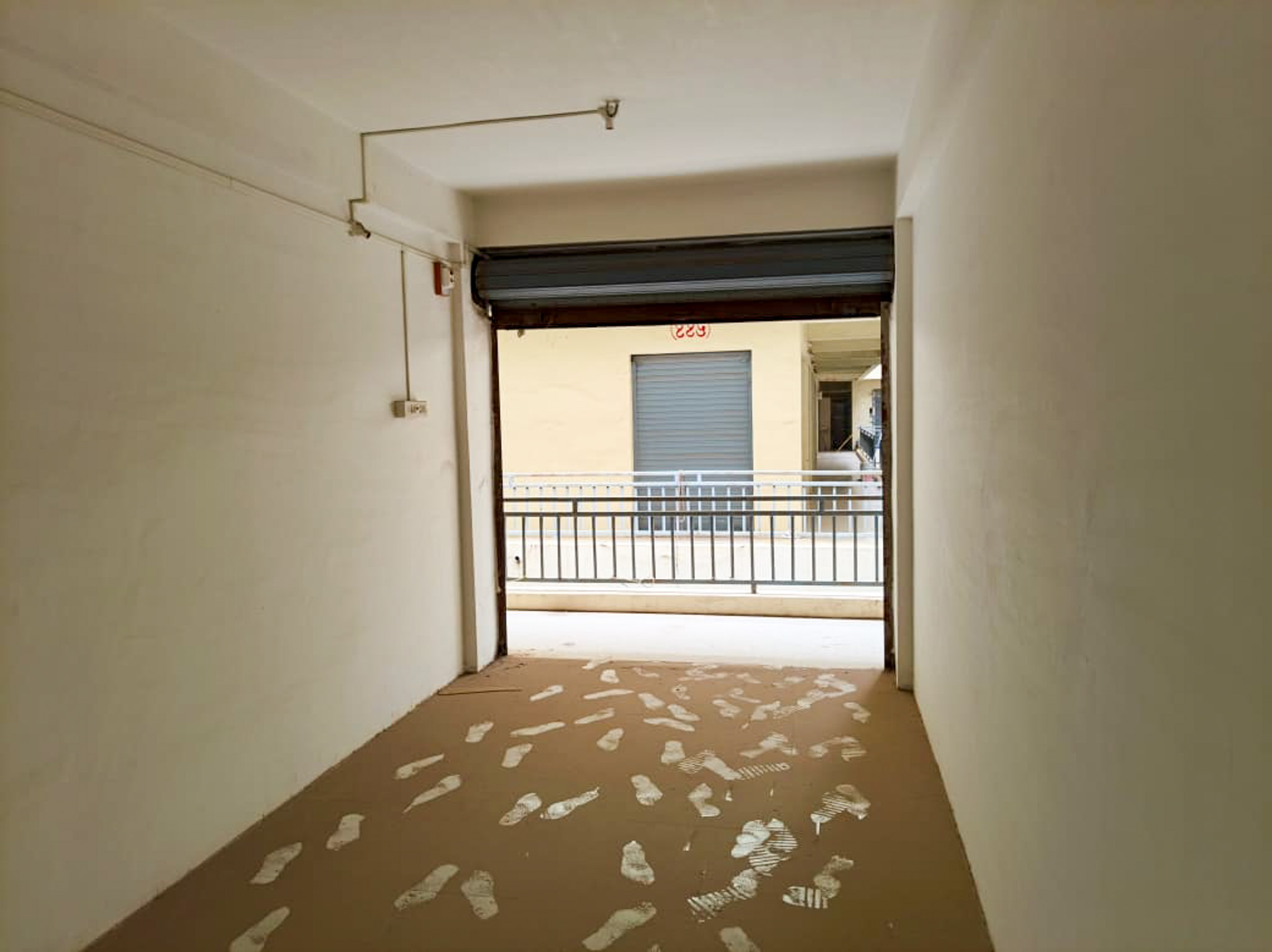 115.24 square meter Shops for sale in HALVAD Halvad — photo 1