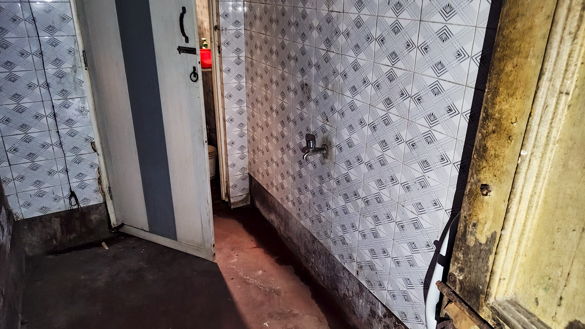 900 square feet Flat for sale in Kolkata — photo 15