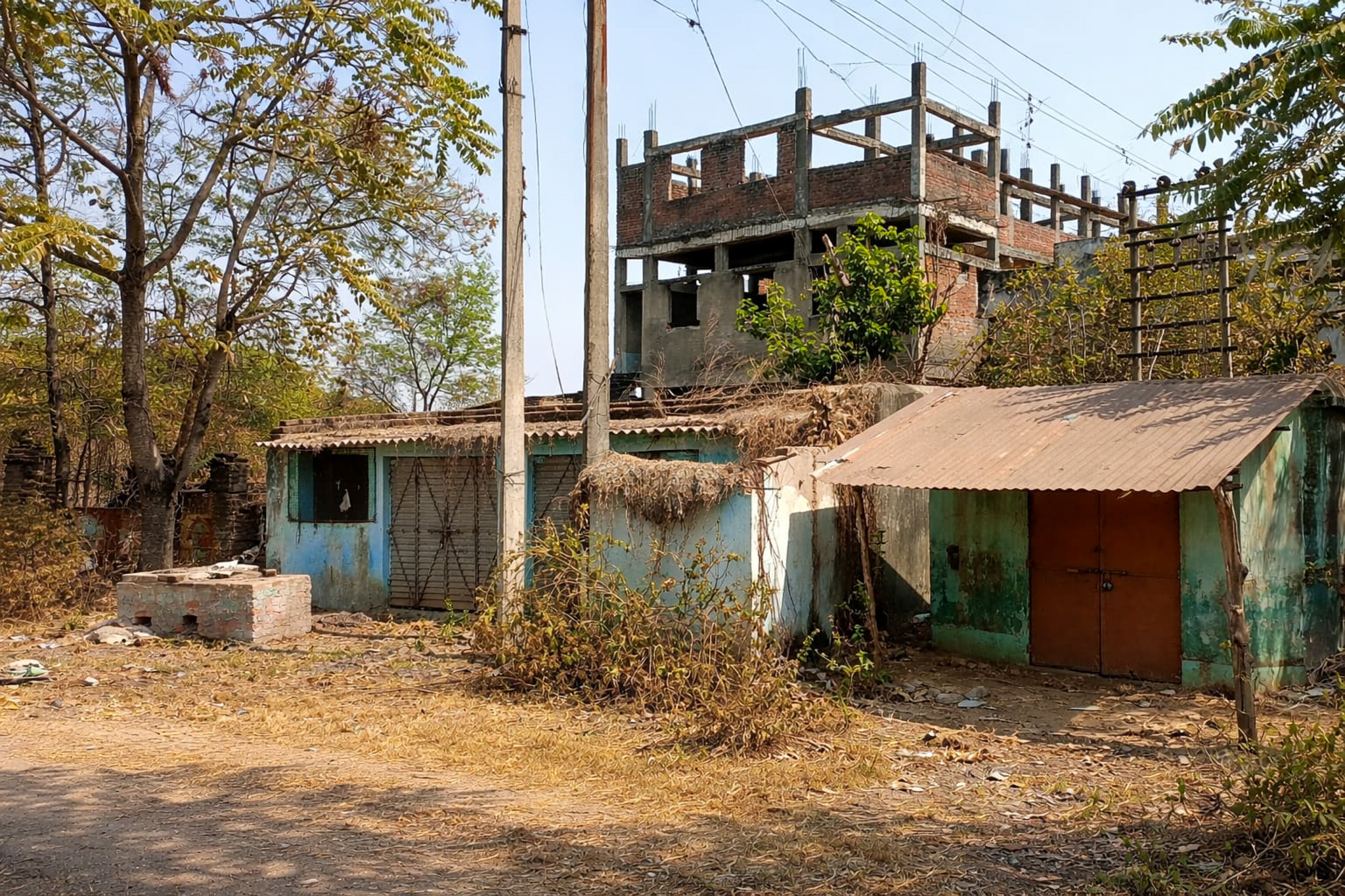 Industrial Plot with Factory Building for sale in Suri — photo 10