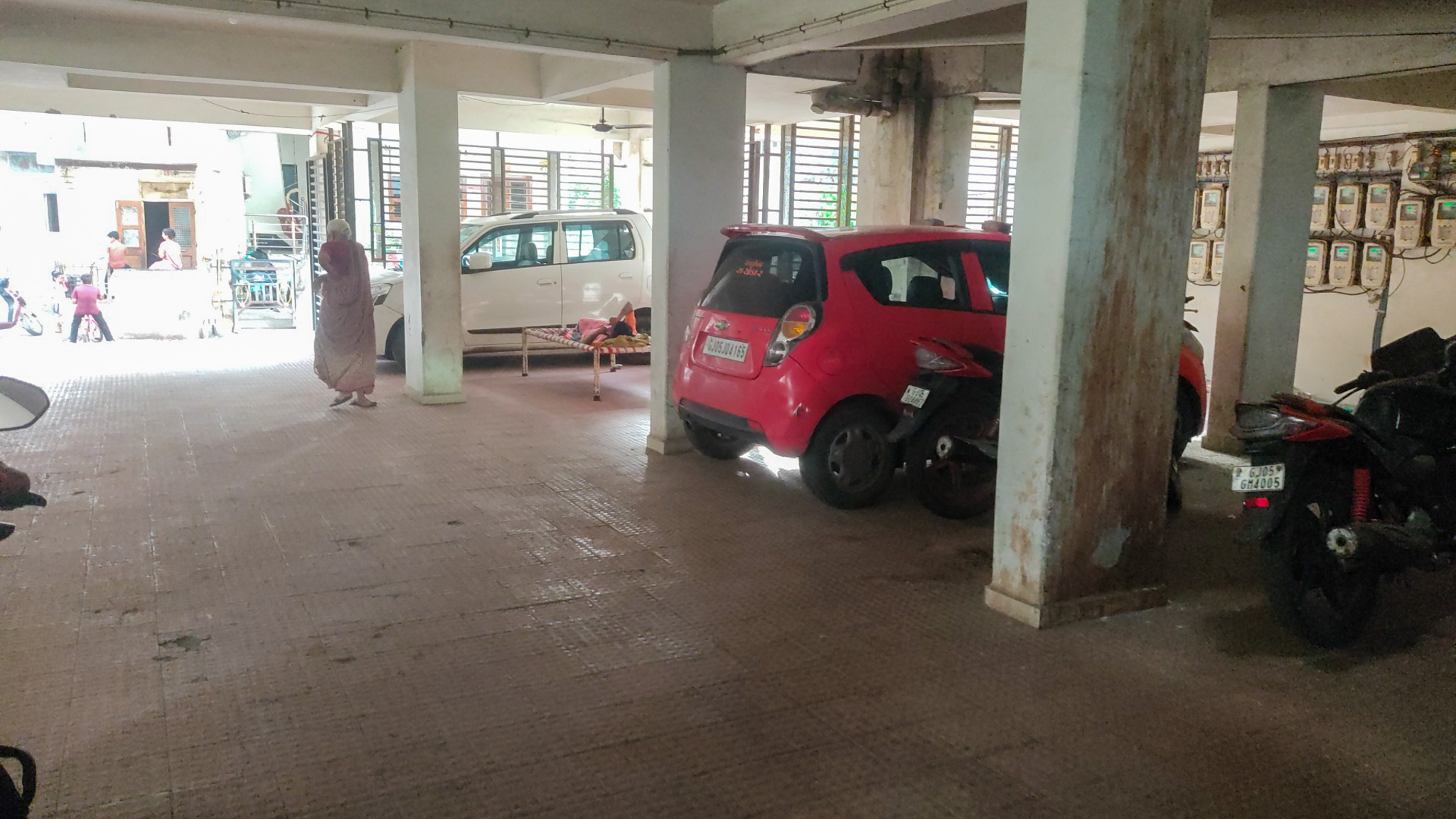 Flat for sale in FULPADA 1 Surat — photo 2