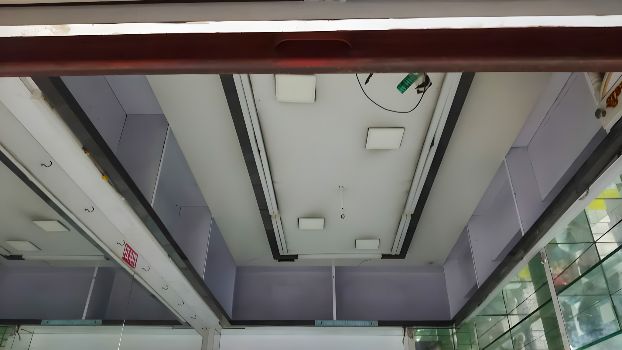 72.86 square feet Shops for sale in Surat — photo 2