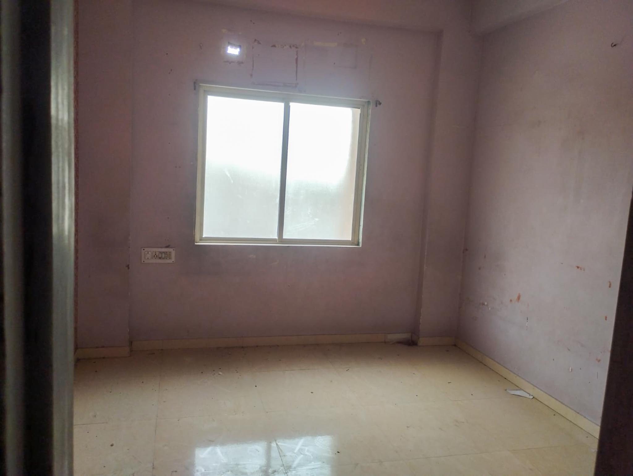 65 square yard Flat for sale in Ahmedabad — photo 1