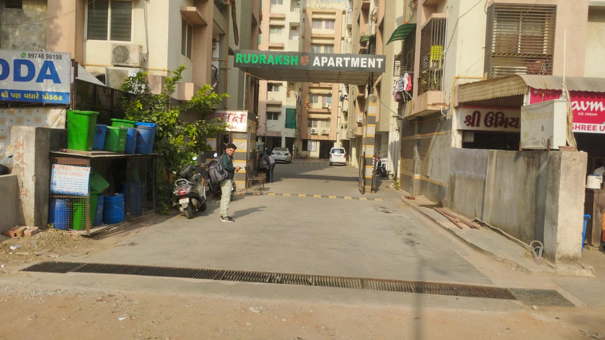 65 square yard Flat for sale in Ahmedabad — photo 4