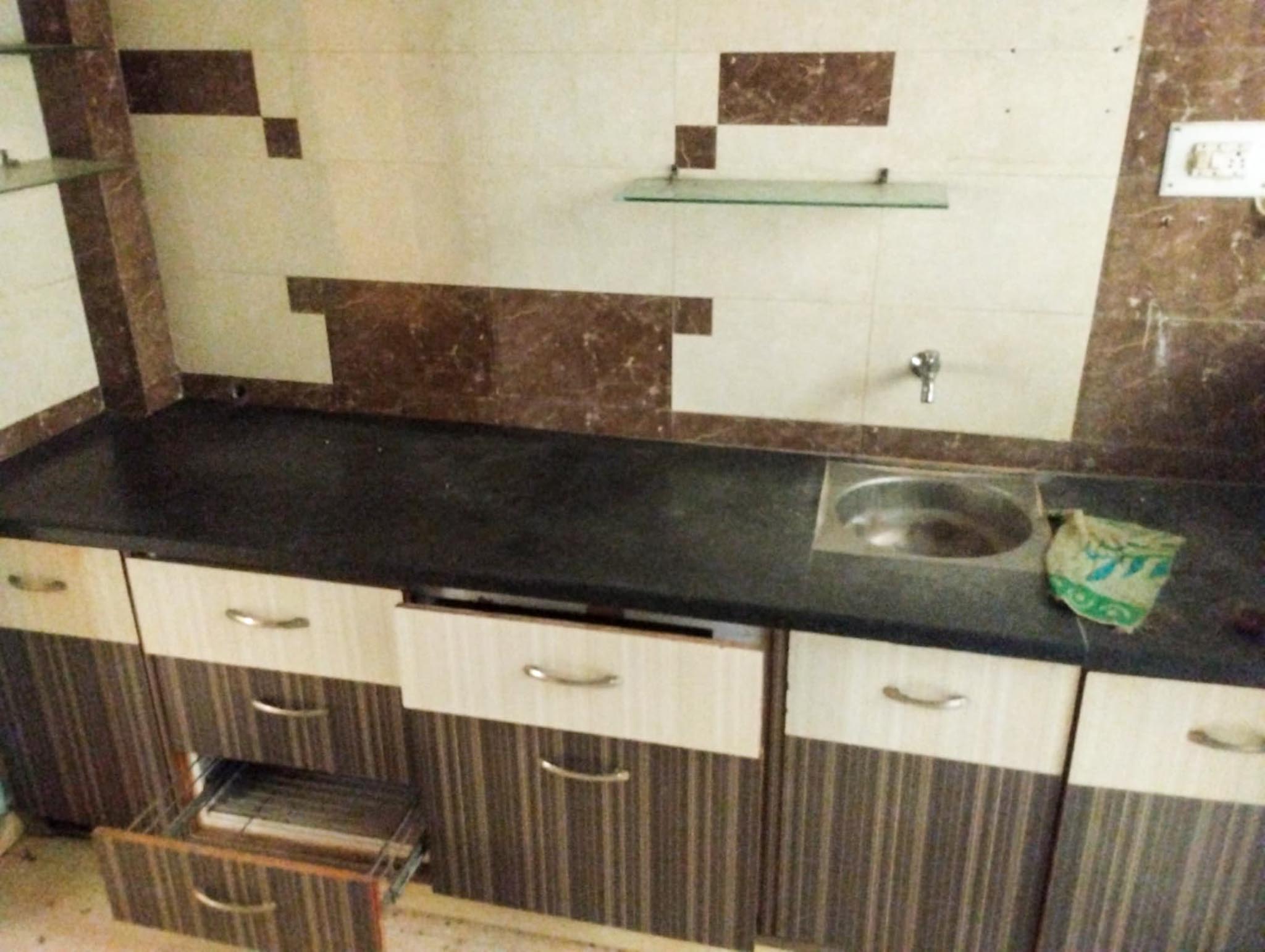 65 square yard Flat for sale in Ahmedabad — photo 13