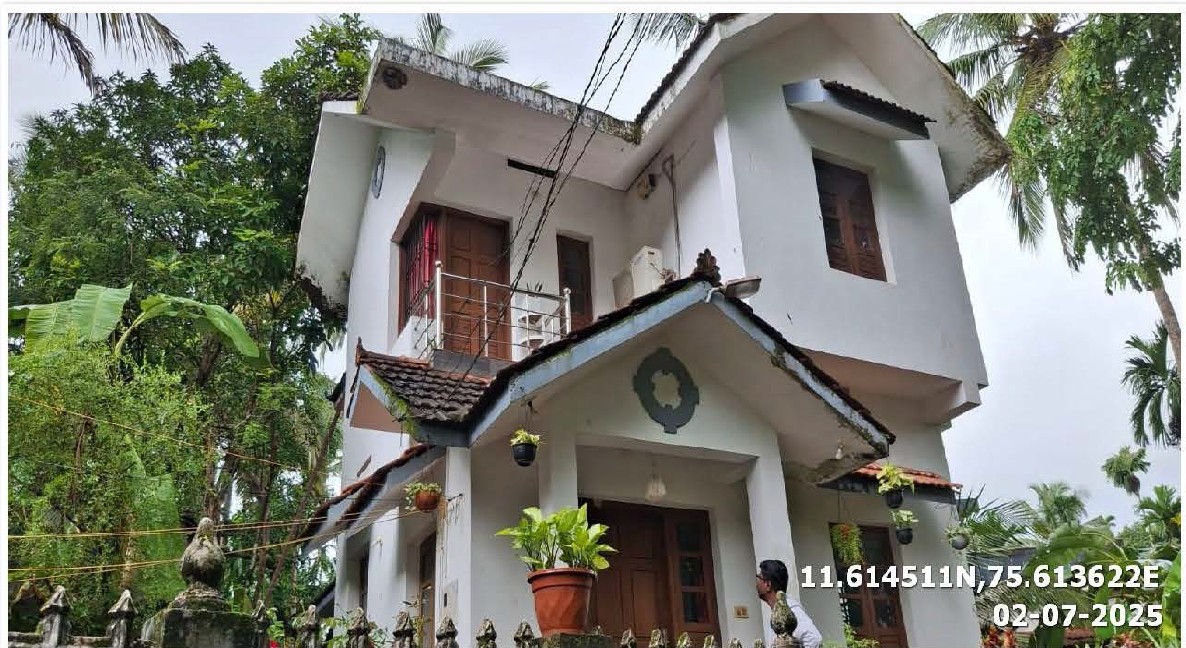 104.6 square feet Individual House for sale in Vadakara — photo 1