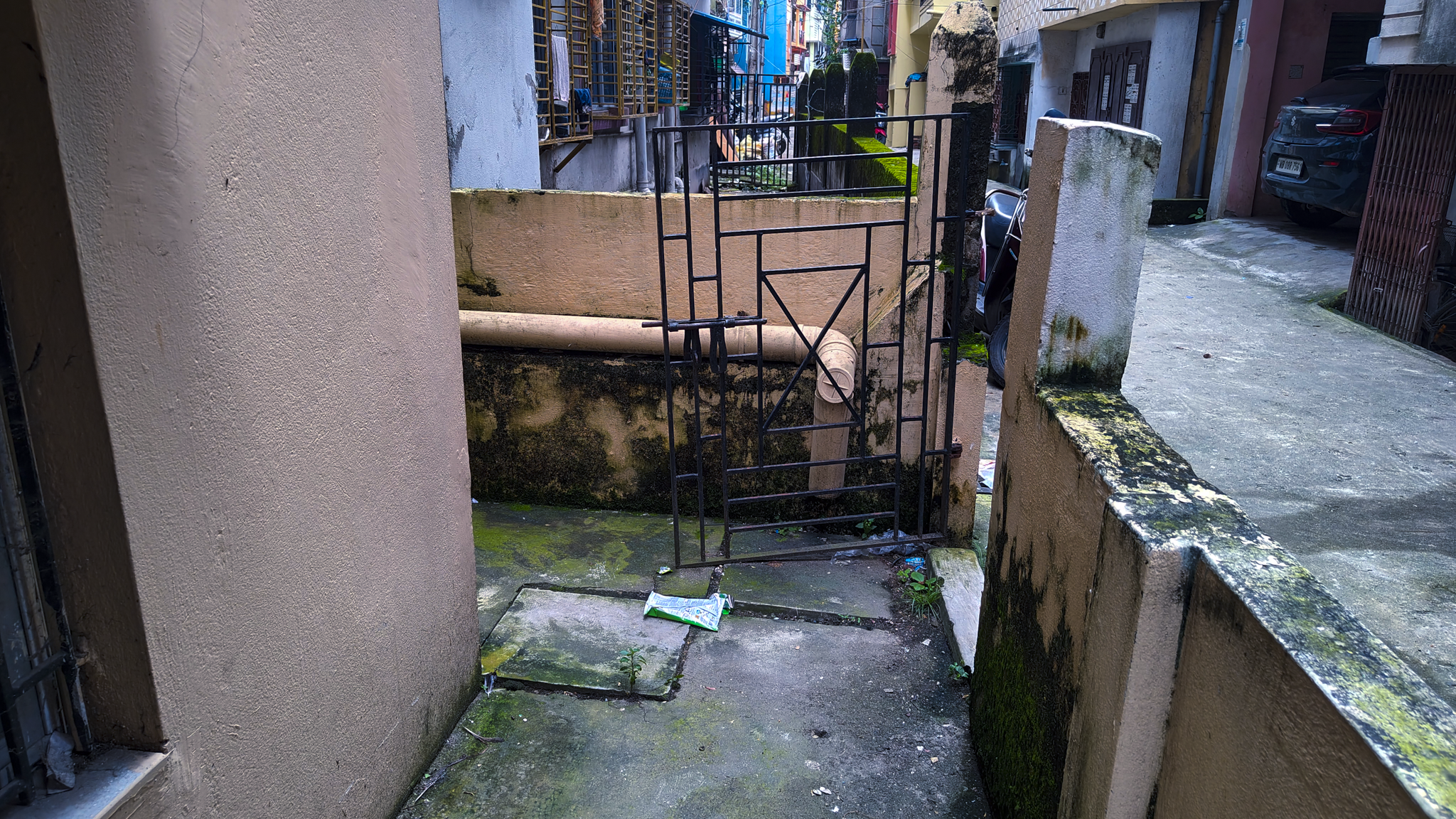 2 BHK Flat for sale in UNITED VILLA , BAGUIATI Kolkata — photo 13