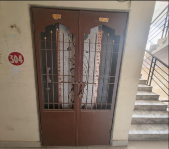 Flat for sale in KAMREJ SURAT Surat — photo 1