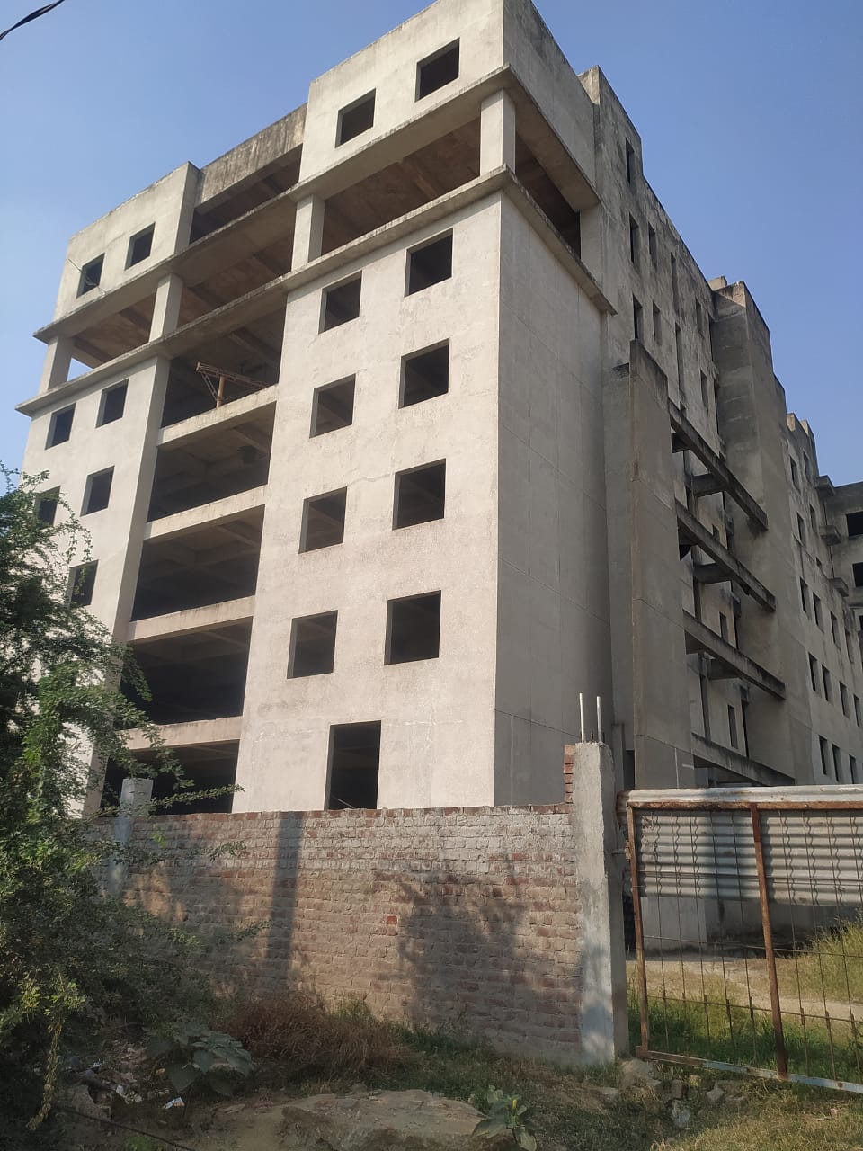 Land and Building, constructed for the purpose of IT park. for sale in Gurugram — photo 2