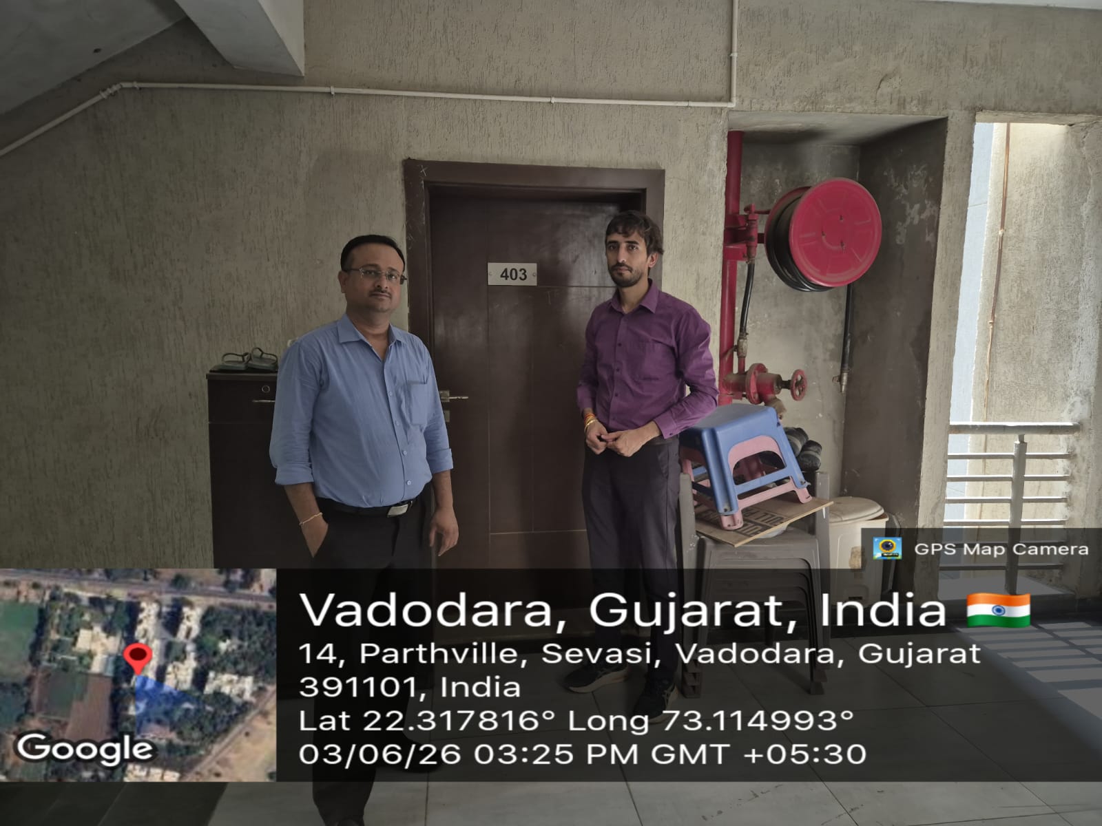 1081 square feet Flat for sale in Vadodara — photo 1