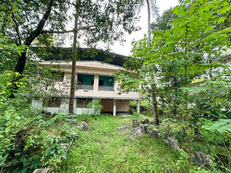 278.8 square meter Individual House for sale in Chavakkad — photo 1