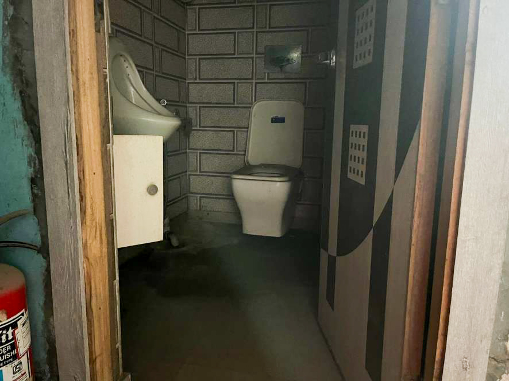 1800 square feet Flat for sale in New Delhi — photo 3