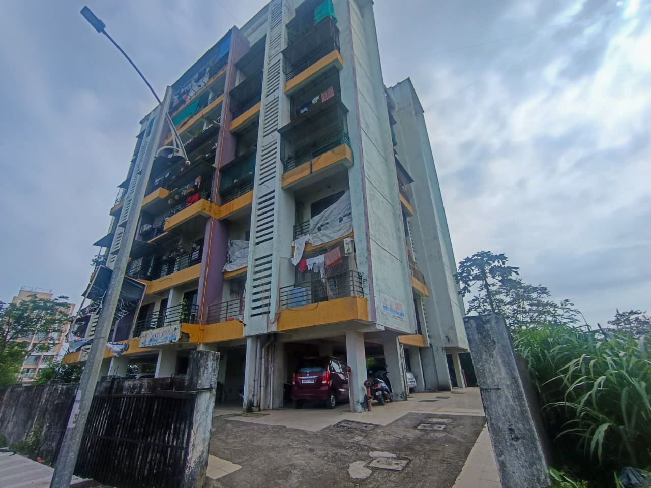 Flat for sale in Mumbai — photo 1