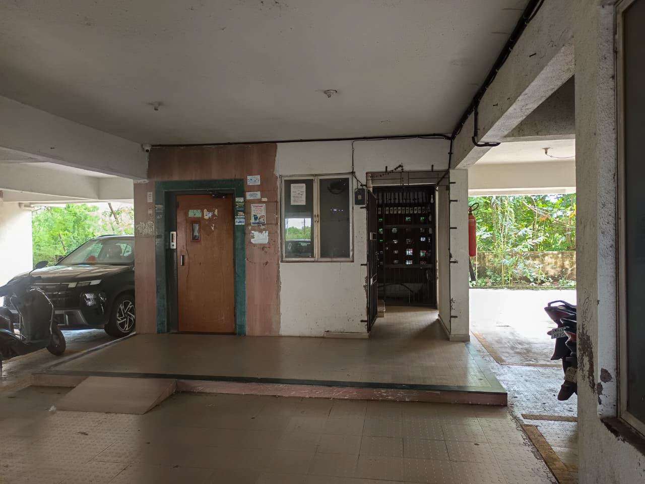 Flat for sale in Mumbai — photo 2