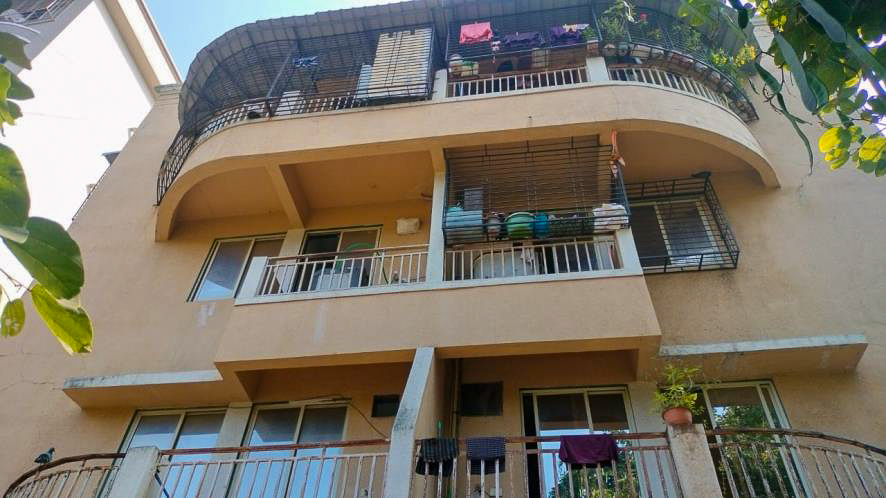 65.88 square feet Shops for sale in Matheran — photo 1