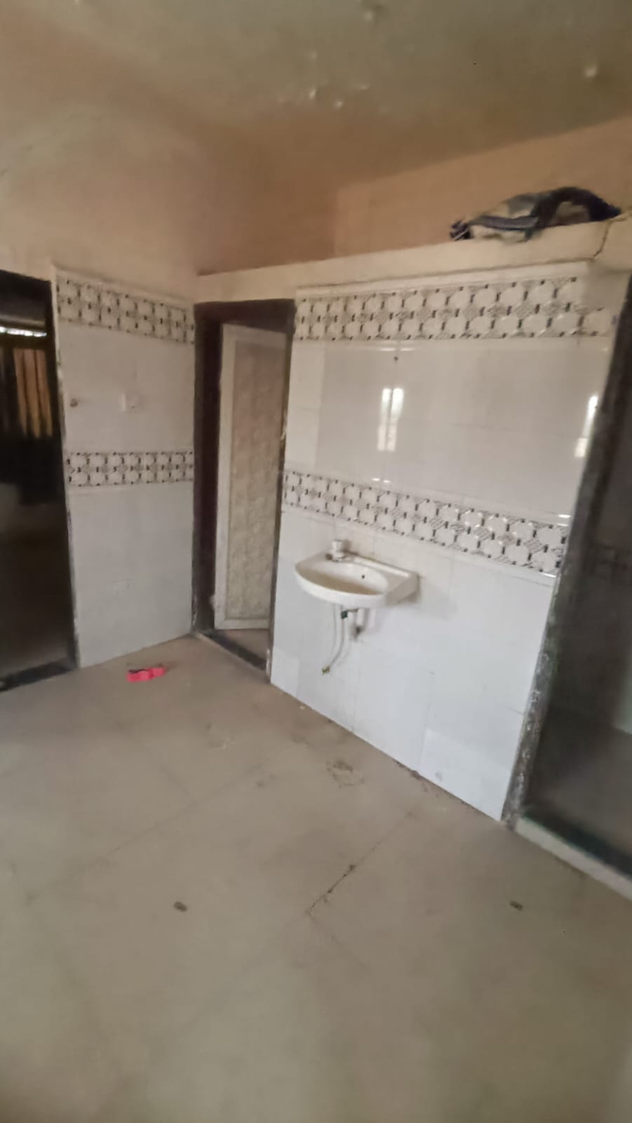 60.54 square meter Individual House for sale in House at Plot no.122, House no. 1292, Gokuldham lake city, Moje: Sanki , Tal. Palsana, Dist Surat Chalthan — photo 16
