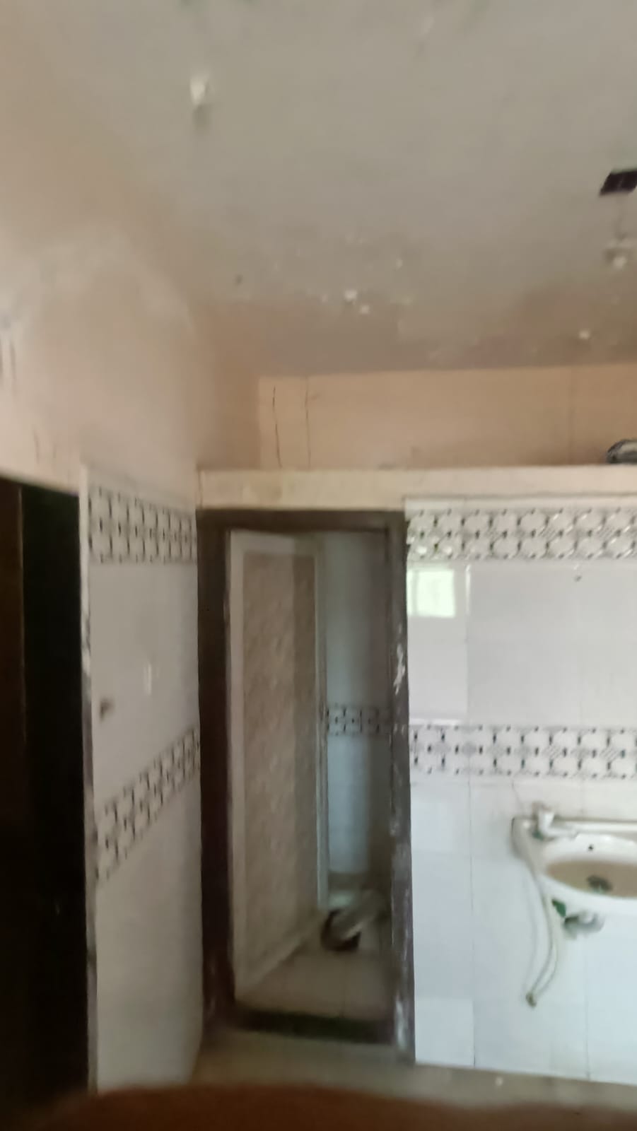 60.54 square meter Individual House for sale in House at Plot no.122, House no. 1292, Gokuldham lake city, Moje: Sanki , Tal. Palsana, Dist Surat Chalthan — photo 6