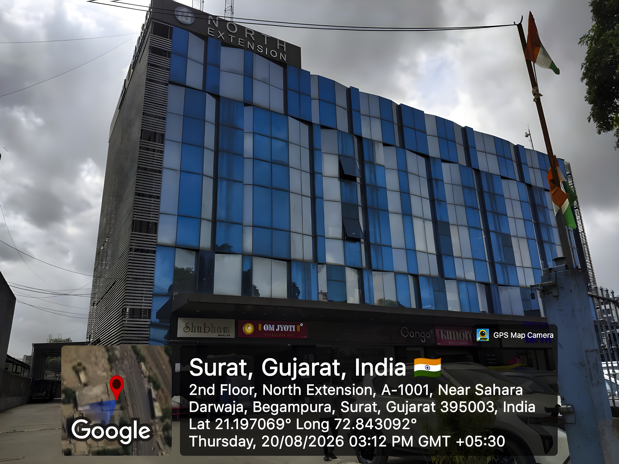 2600 square feet Shops for sale in BEGUMPURA Surat — photo 2