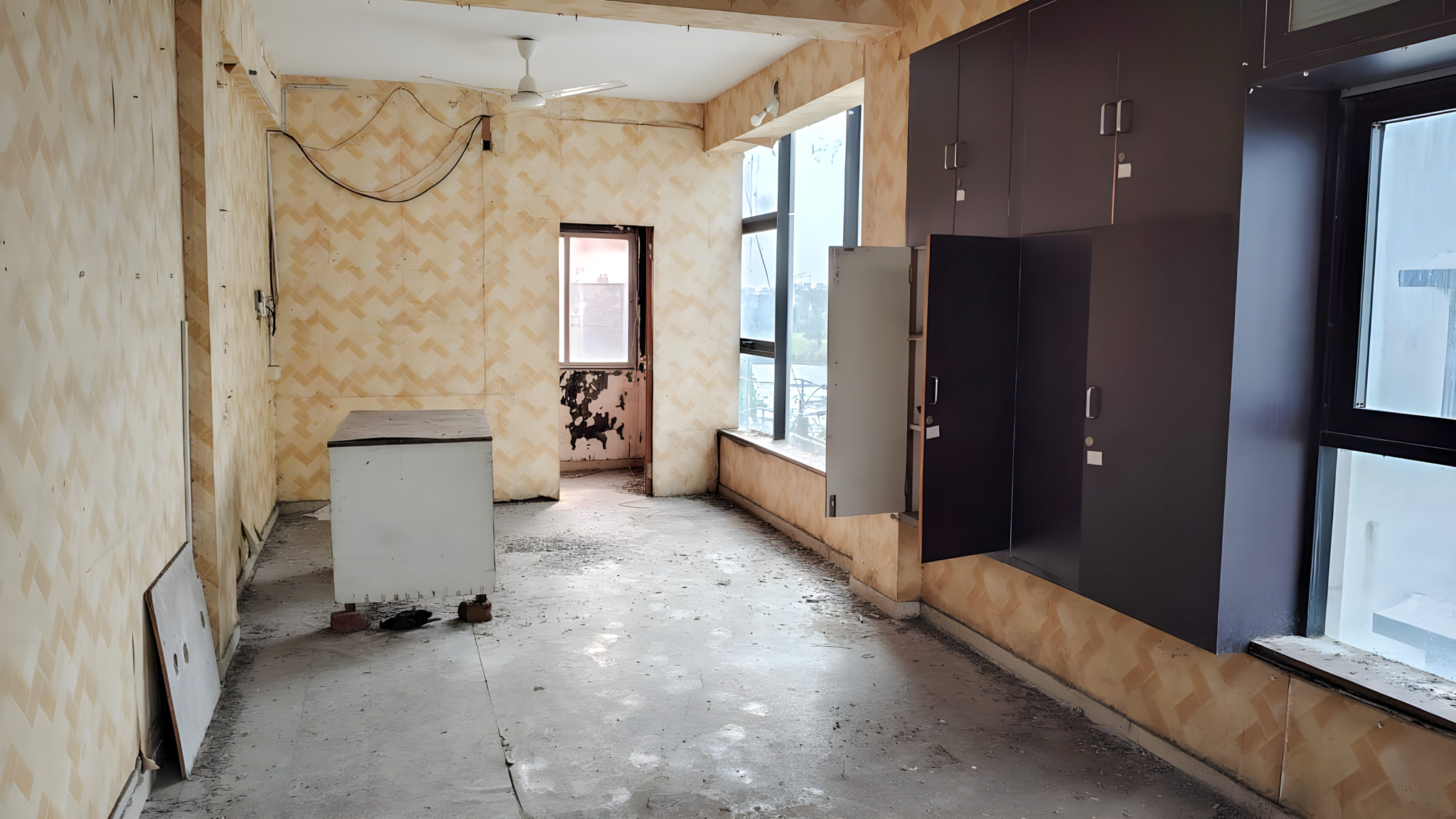 33 square meter Shops for sale in Surat — photo 7