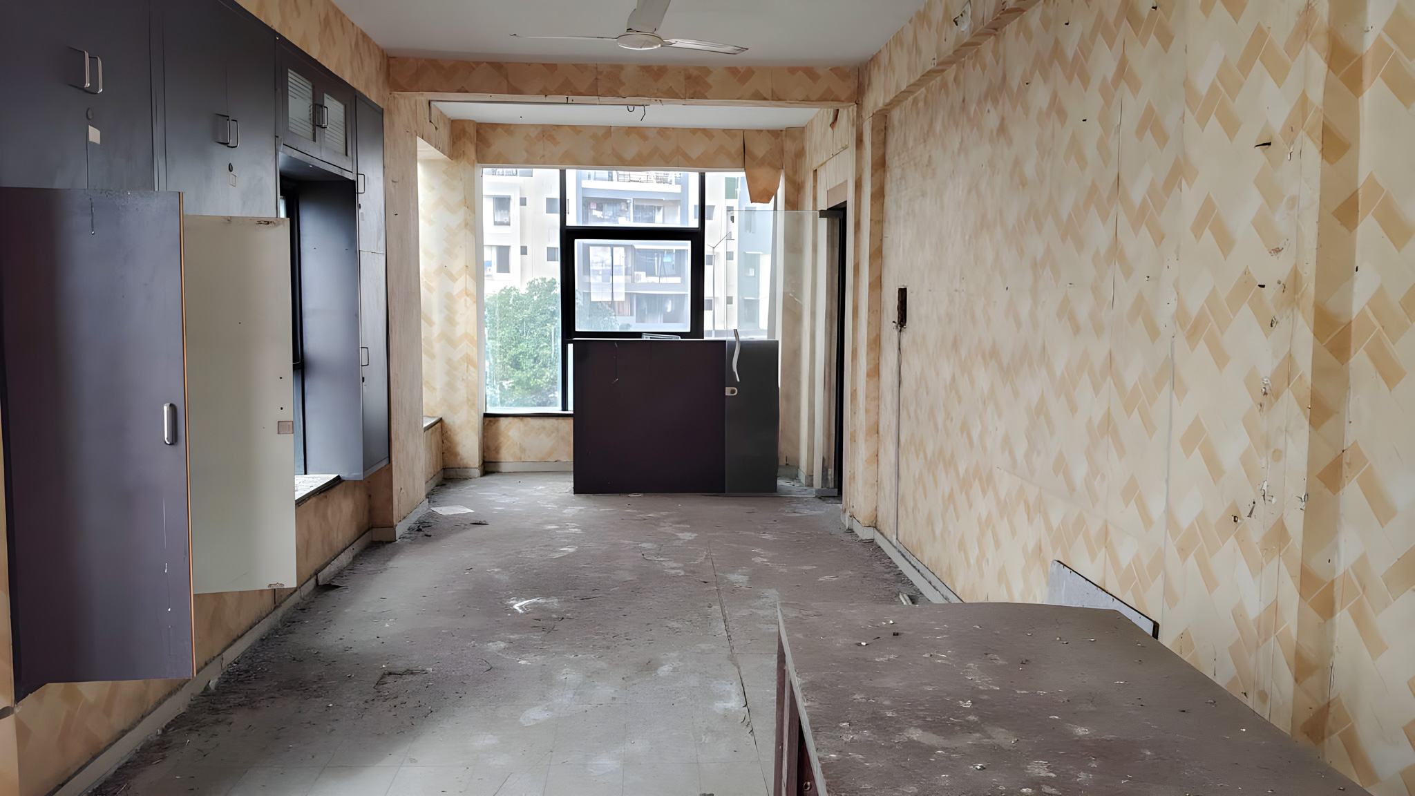 33 square meter Shops for sale in Surat — photo 16